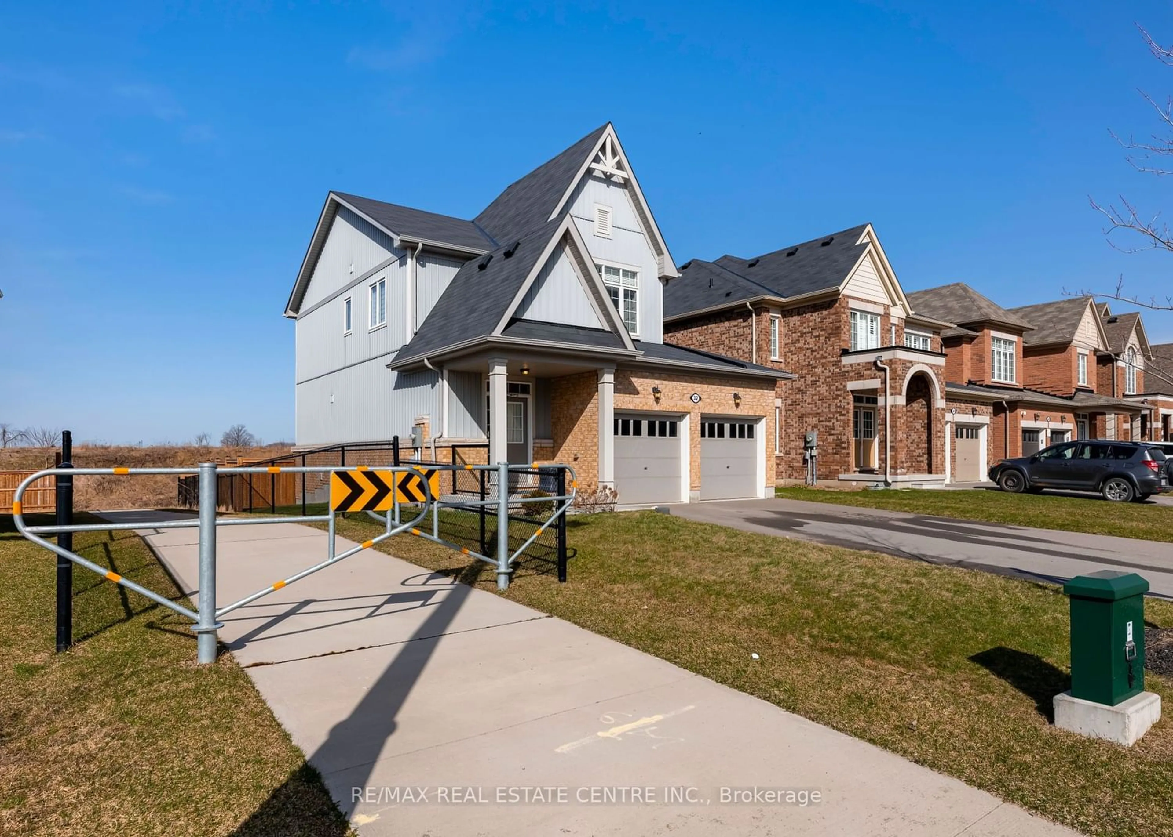 Frontside or backside of a home for 32 Jenkins St, East Luther Grand Valley Ontario L9W 7R3