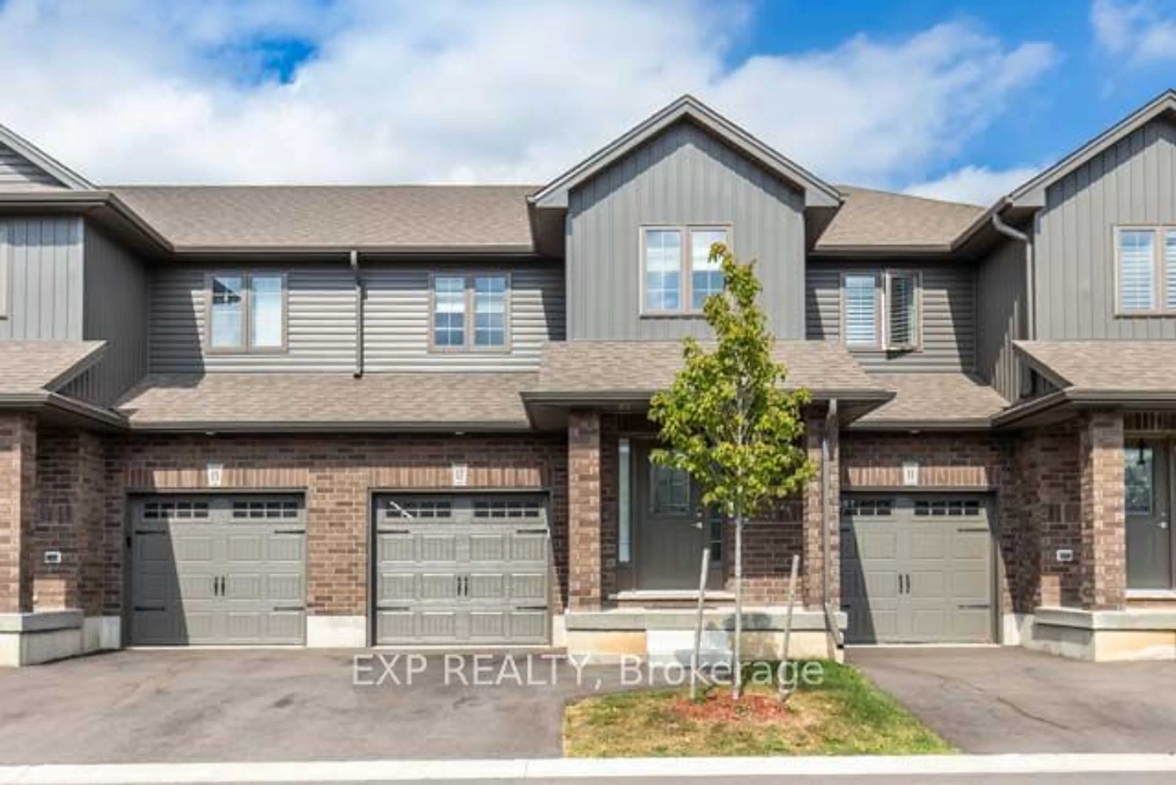 Home with brick exterior material for 29 Schuyler St #12, Brant Ontario N3L 0J2