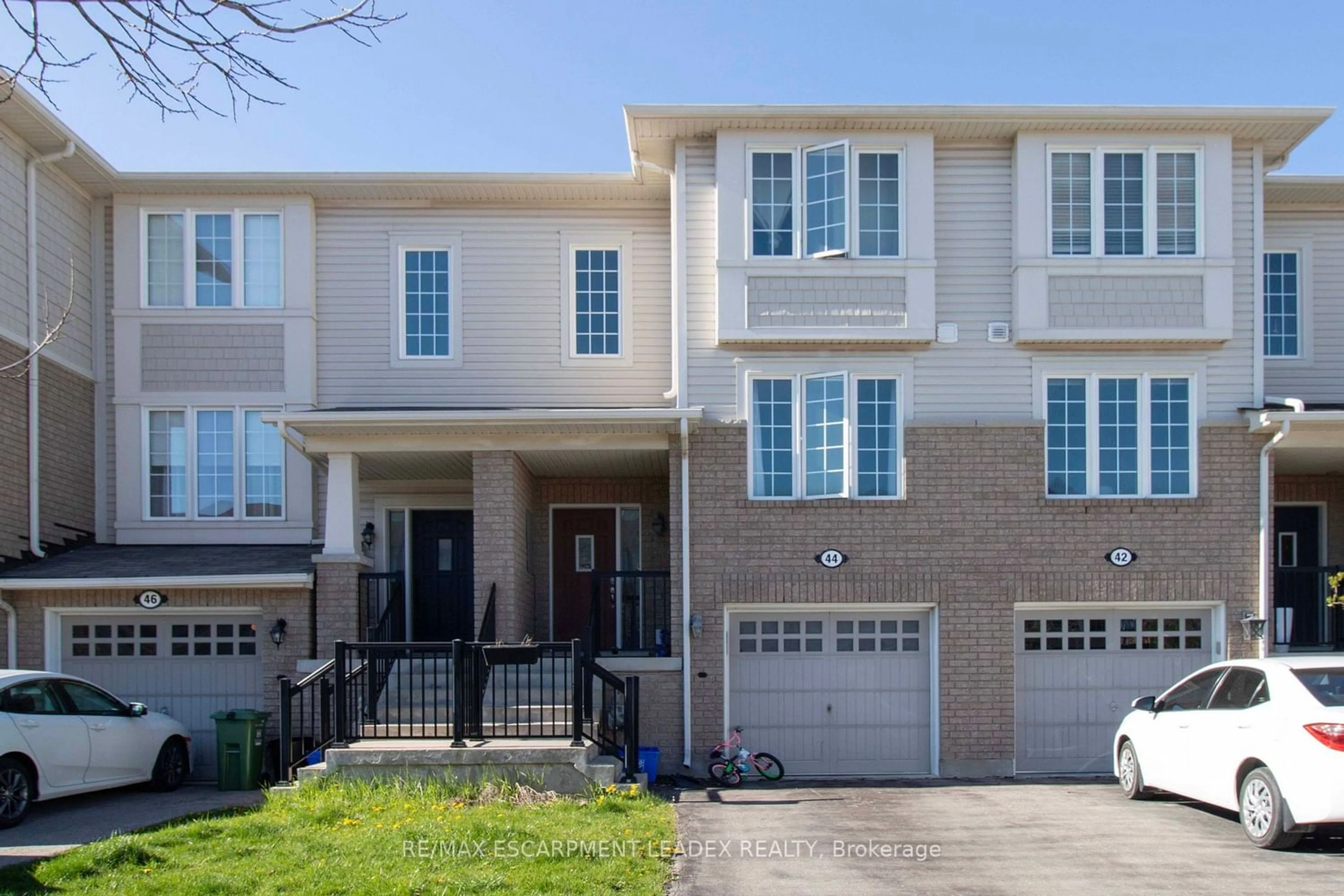 A pic from exterior of the house or condo for 44 Ohara Lane, Hamilton Ontario L9K 0C7