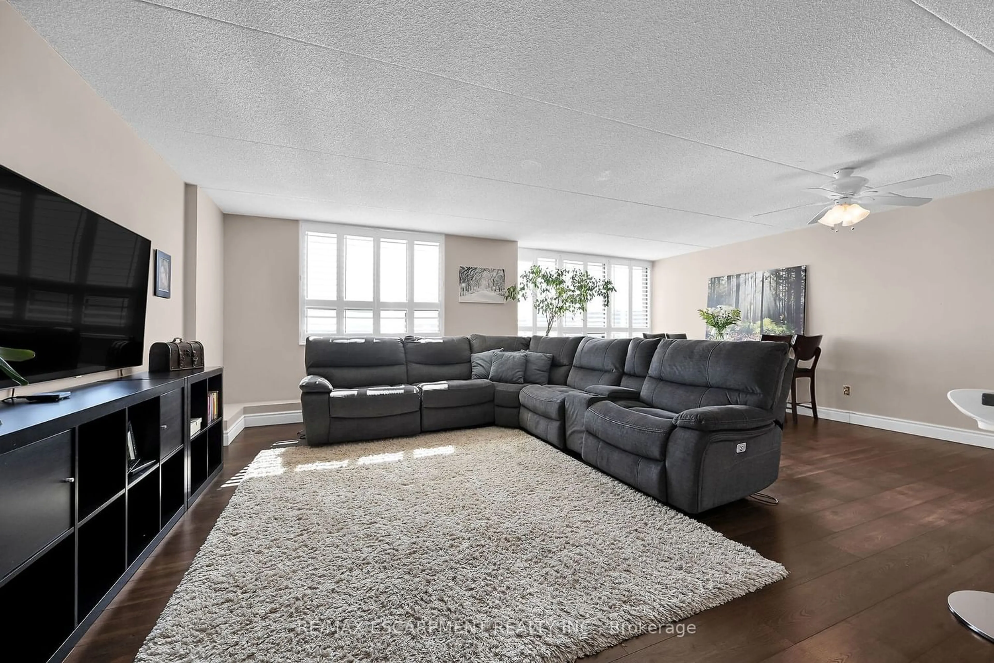 Living room for 99 Donn Ave #605, Hamilton Ontario L8G 5B2