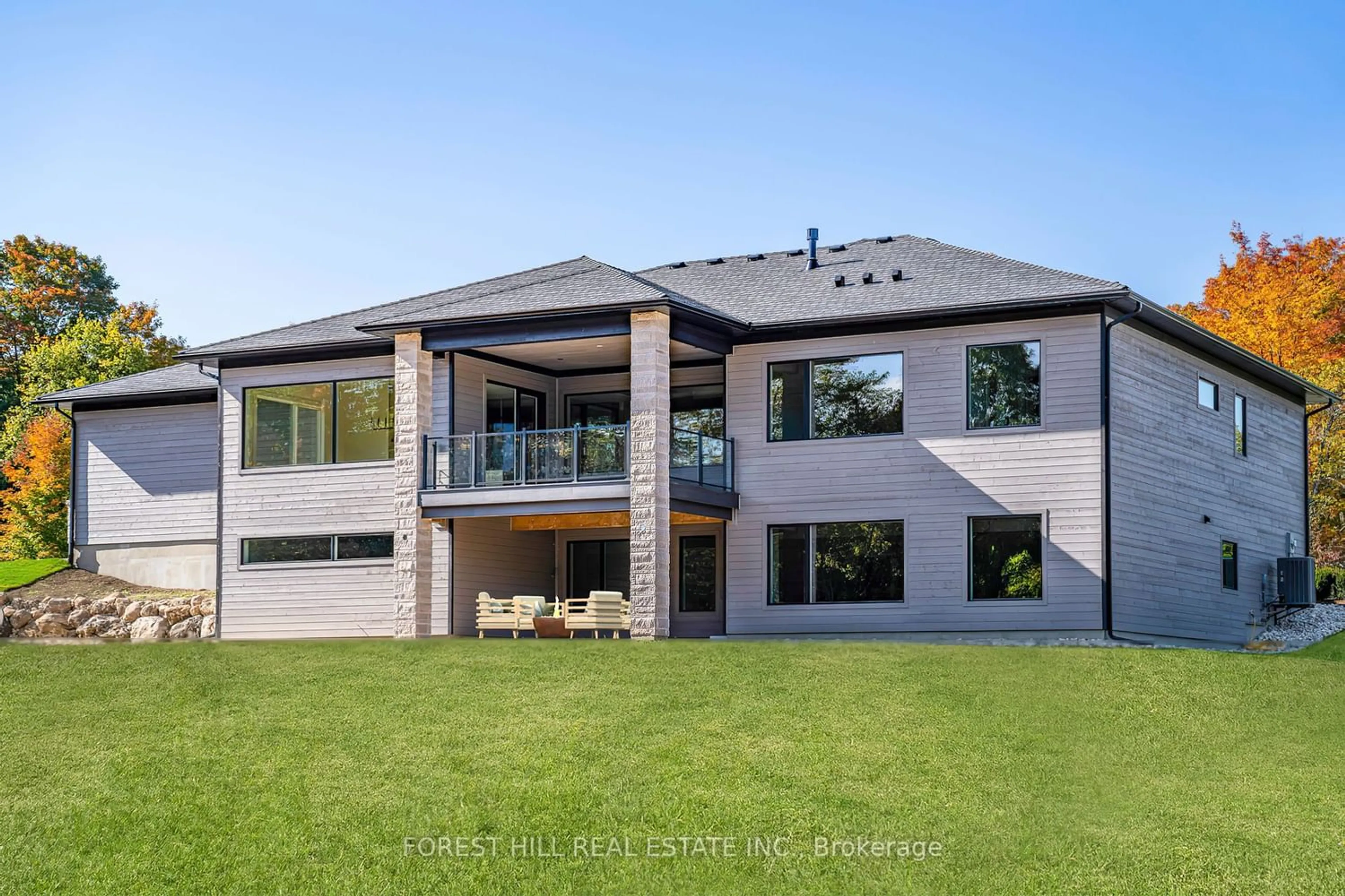 Frontside or backside of a home, the front or back of building for 147 Blue Jay Cres, Grey Highlands Ontario N0C 1H0