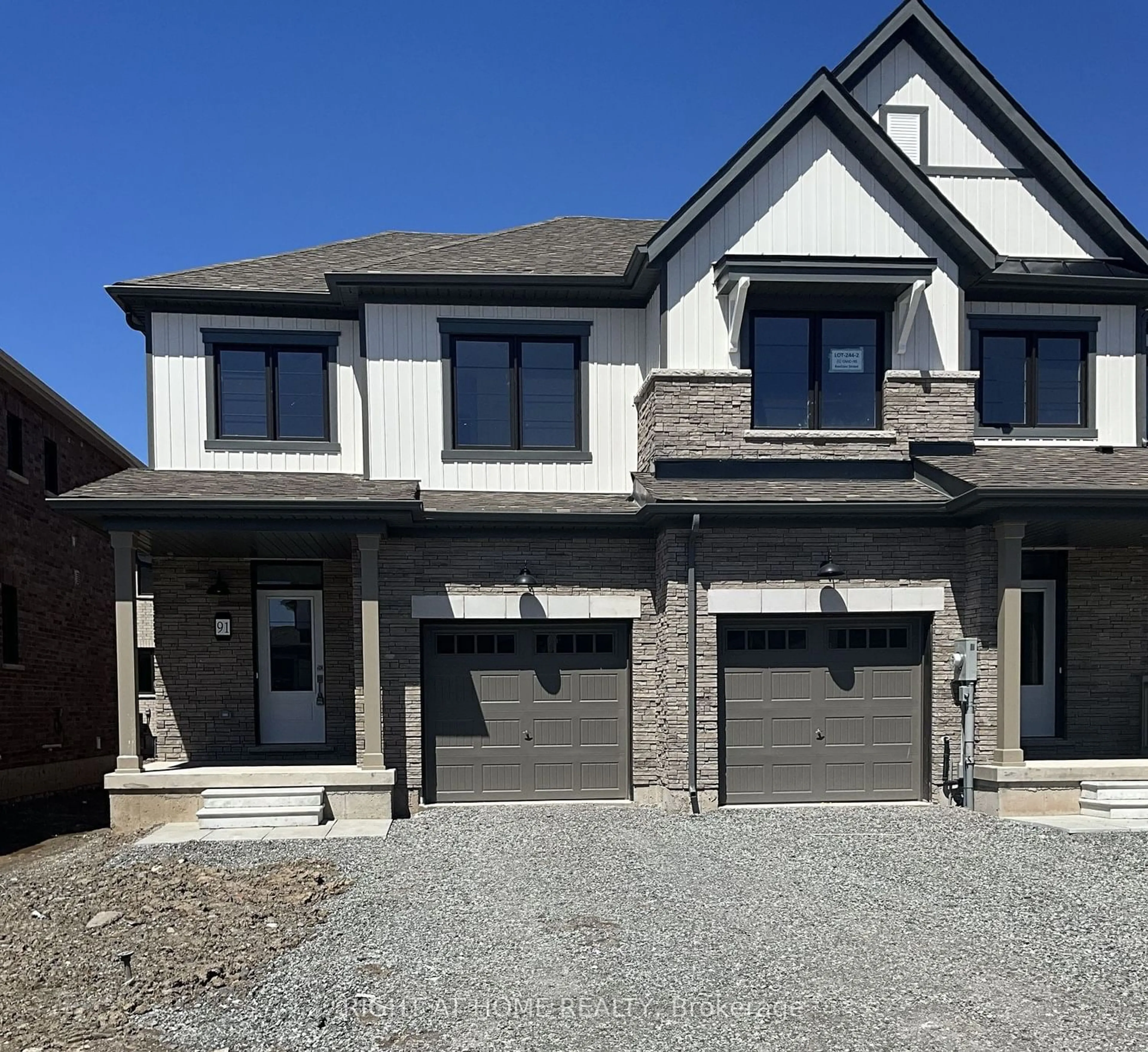 Home with brick exterior material for 91 Keelson St, Welland Ontario L3B 0M4