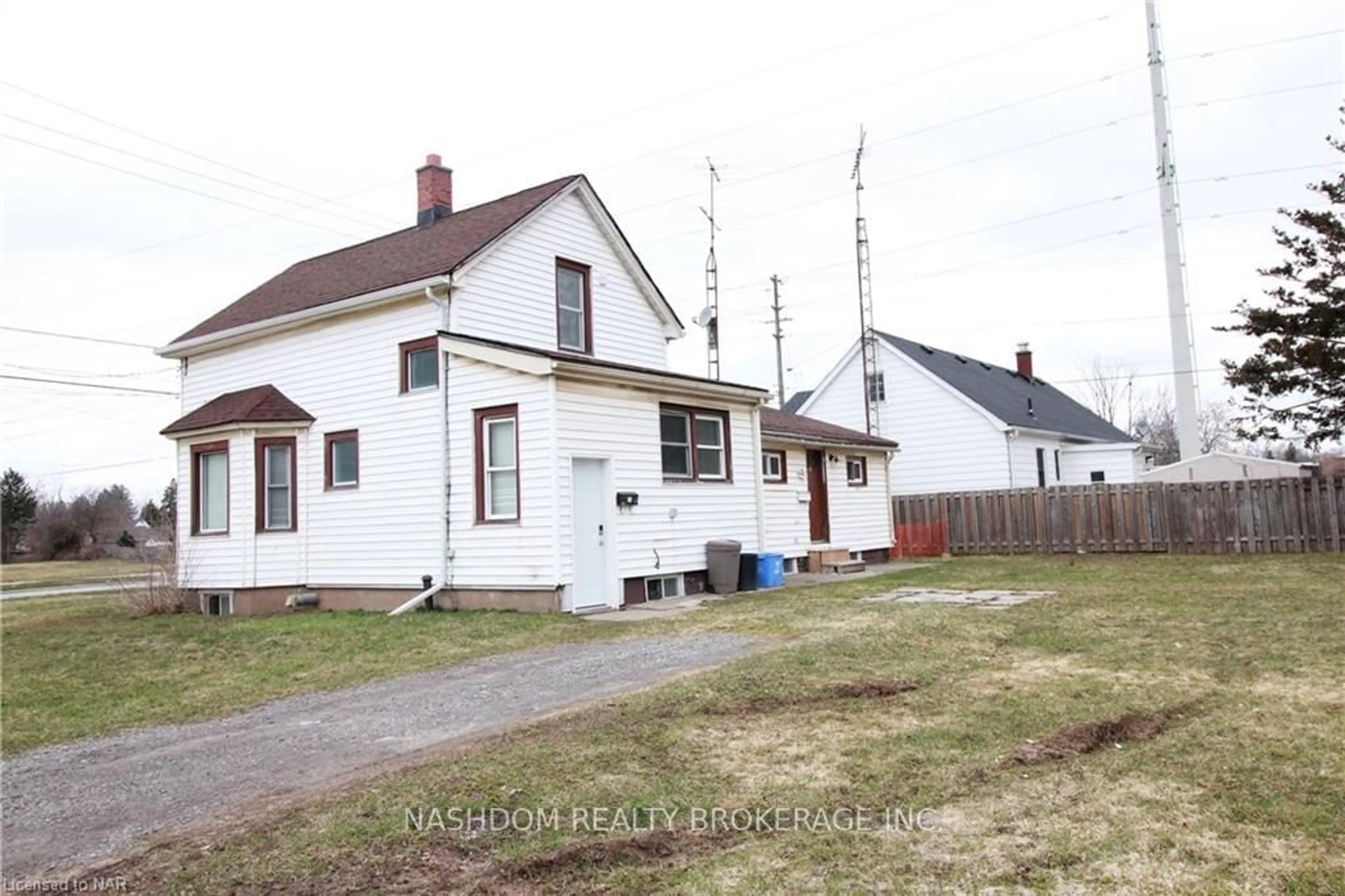 Frontside or backside of a home for 6510 Drummond Rd, Niagara Falls Ontario L2G 4N3