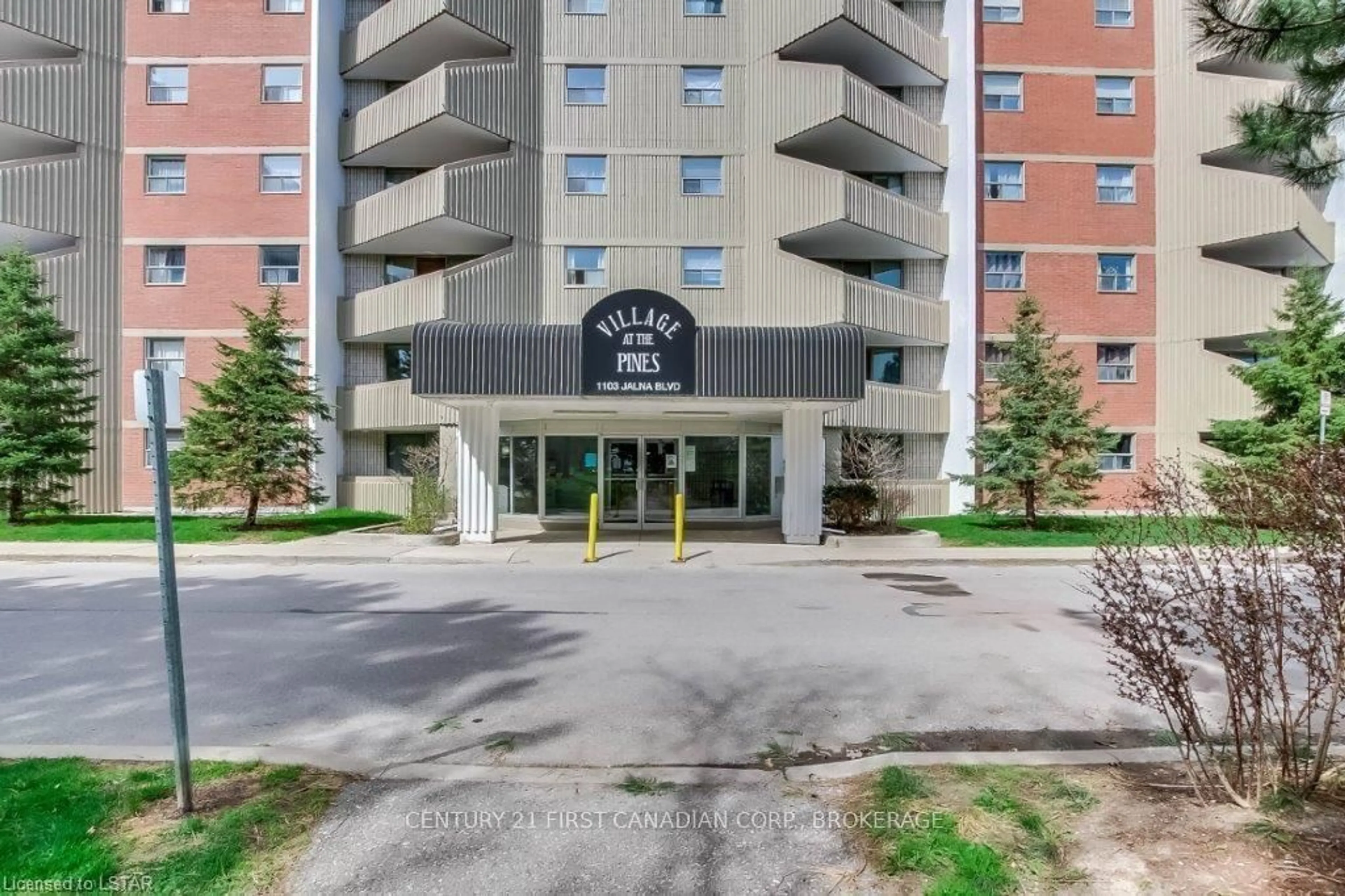 A pic from exterior of the house or condo for 1103 Jalna Blvd #904, London Ontario N6E 2S9