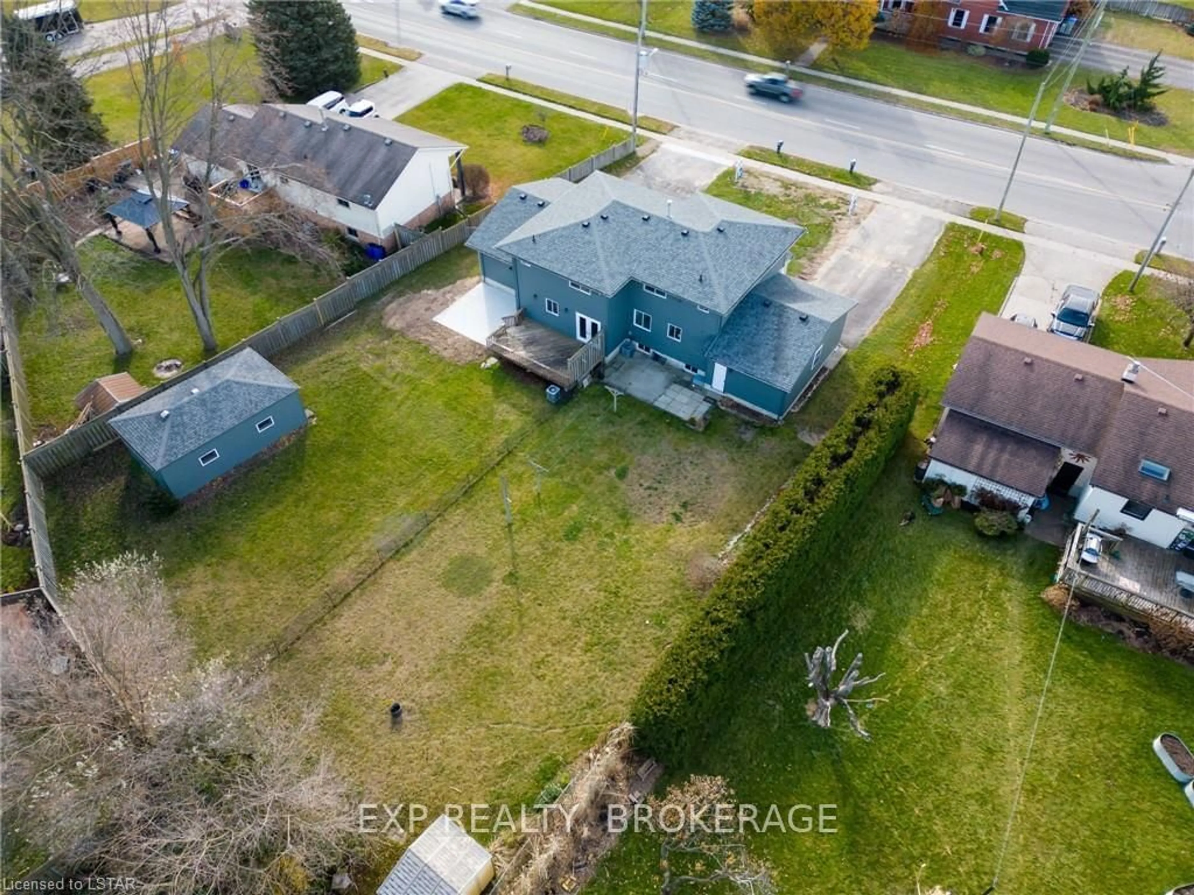 Frontside or backside of a home for 22268 Adelaide St, Strathroy-Caradoc Ontario N0L 1W0