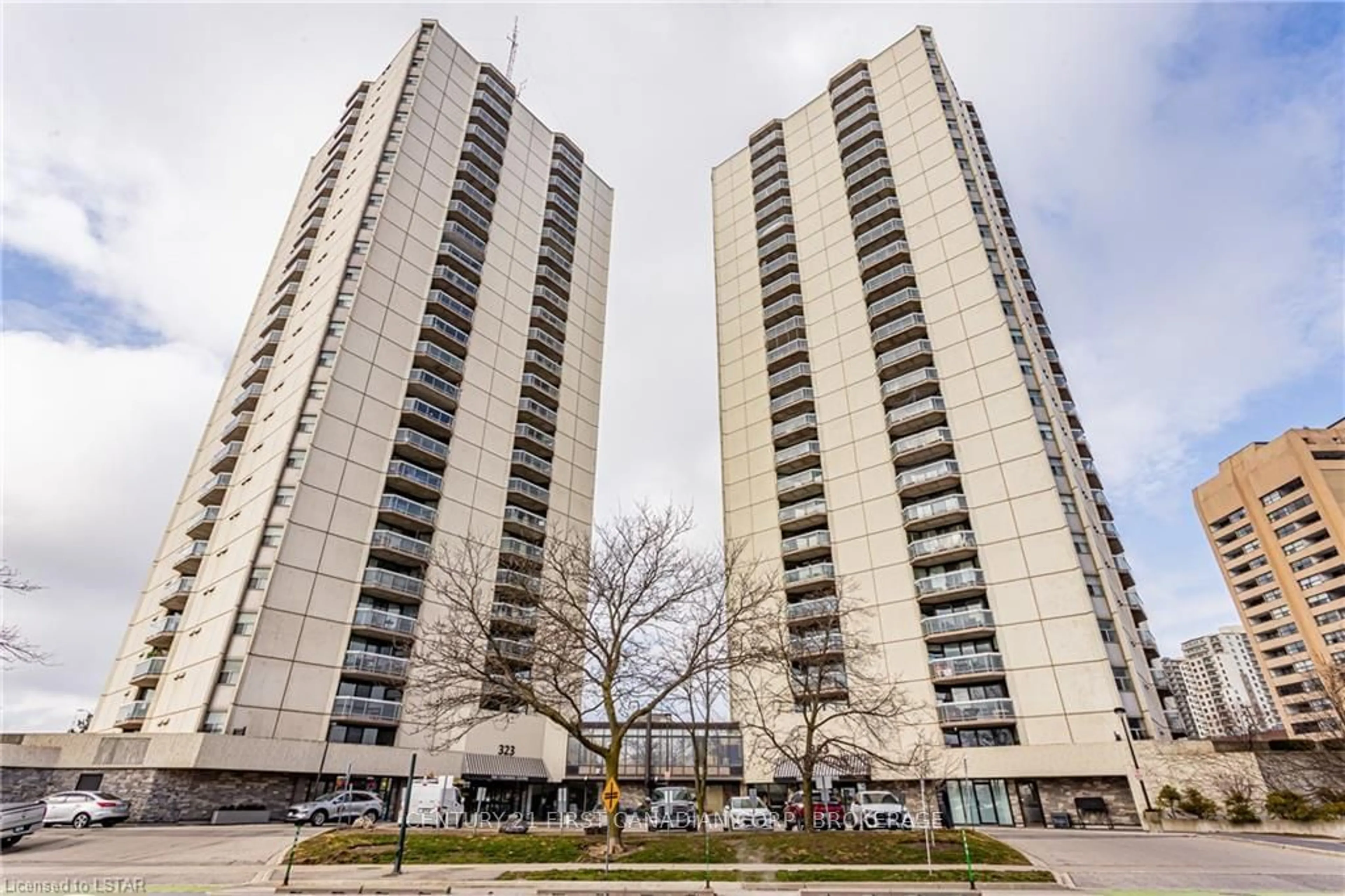 A pic from exterior of the house or condo for 363 Colborne St #2602, London Ontario N6B 3N3