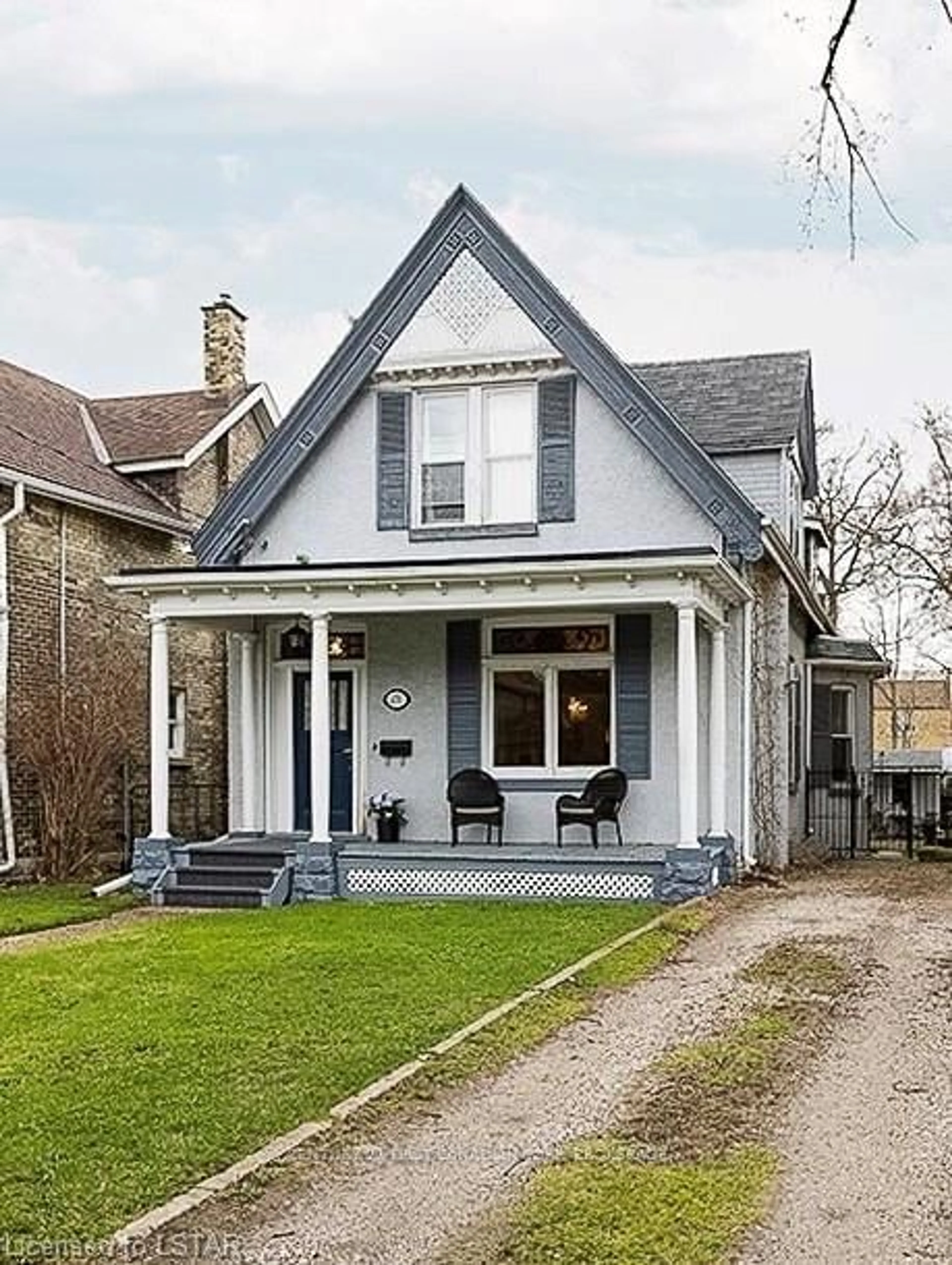 Frontside or backside of a home for 476 Colborne St, London Ontario N6B 2T3