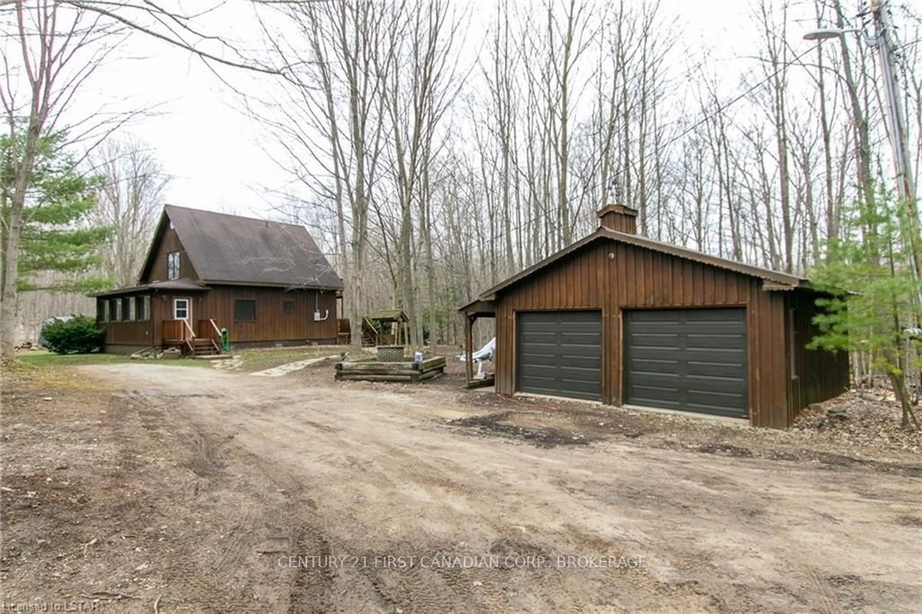 Cottage for 2096 Bruce Road 9, Northern Bruce Peninsula Ontario N0H 1W0