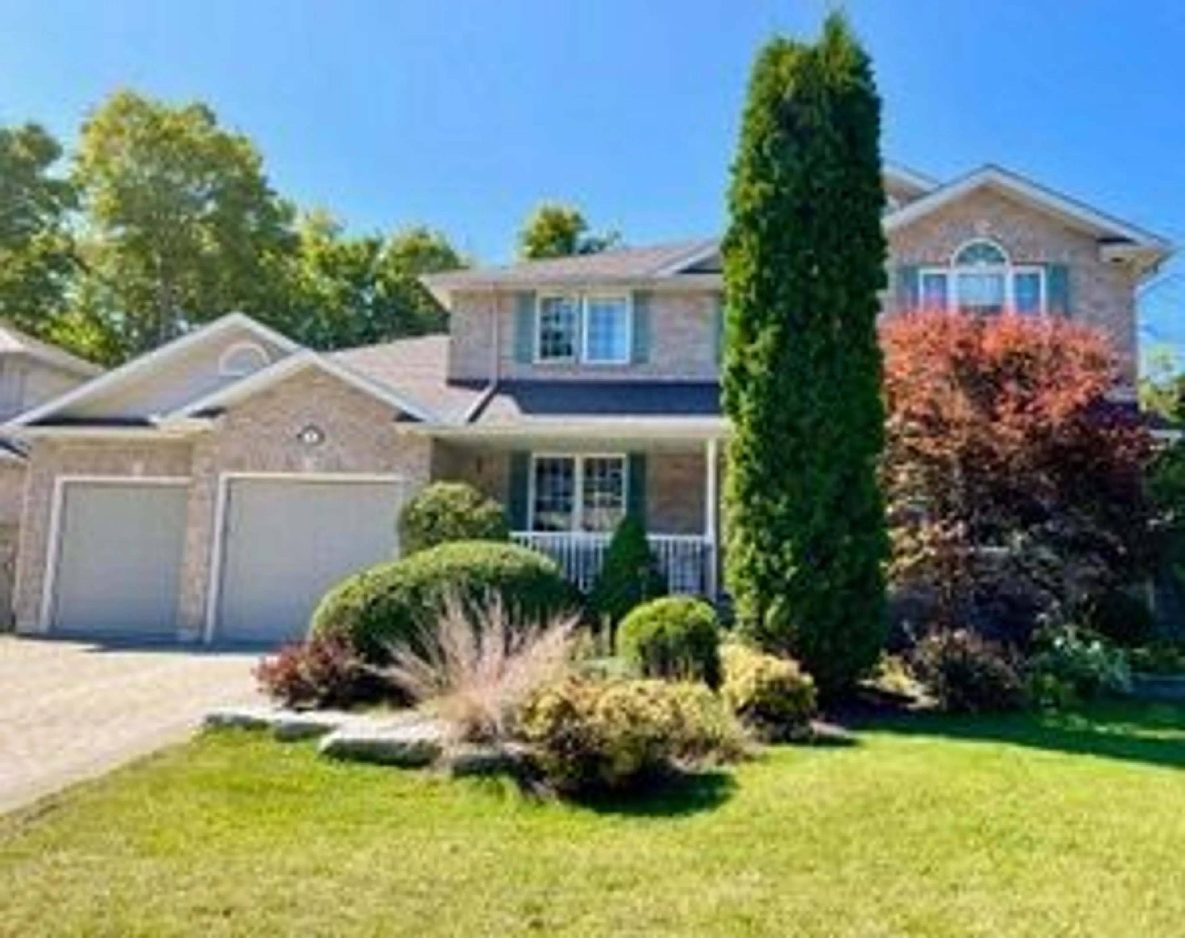 Frontside or backside of a home for 6 Simmons Crt, Quinte West Ontario K8V 6M9