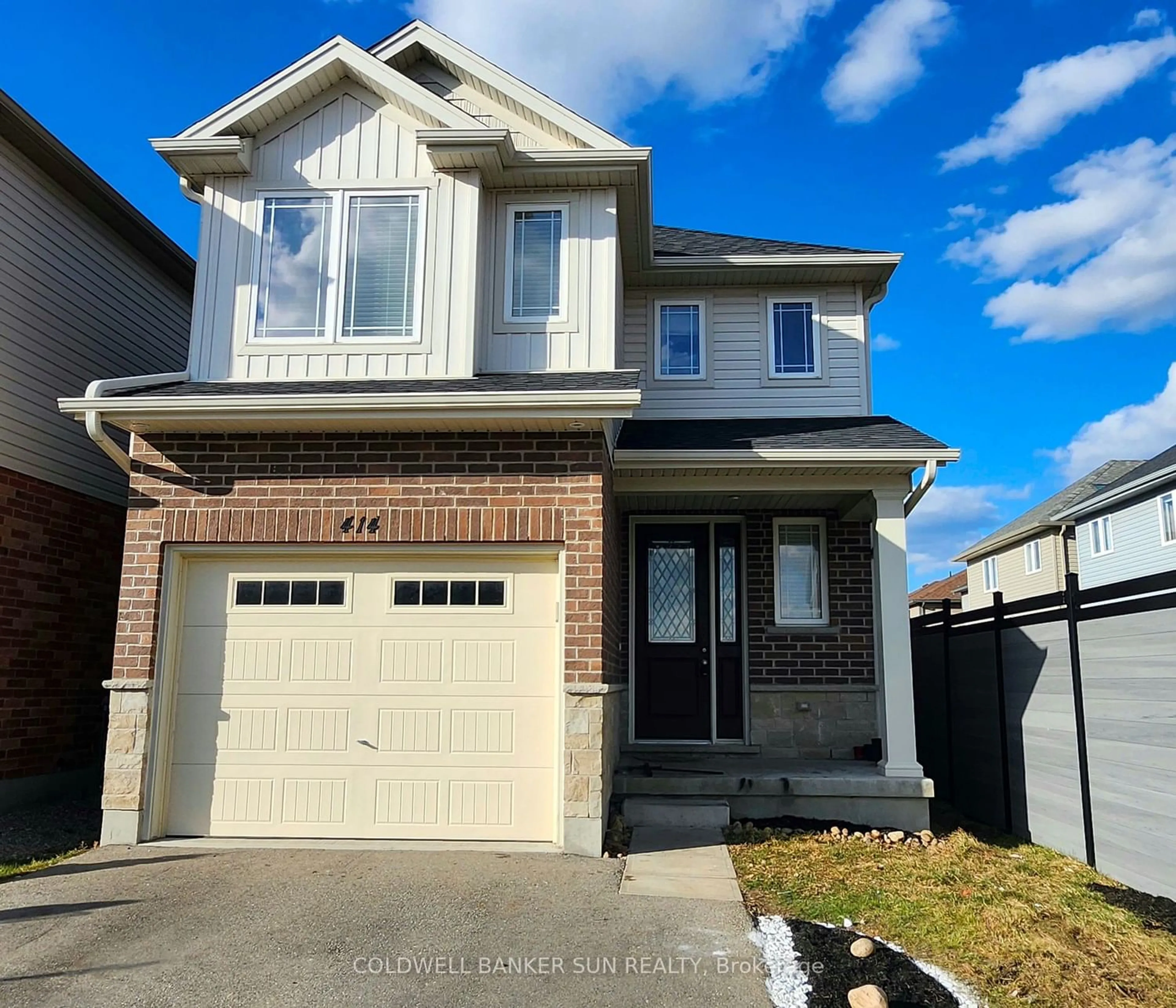 Frontside or backside of a home for 414 Rivertrail Ave, Kitchener Ontario N2A 0H6