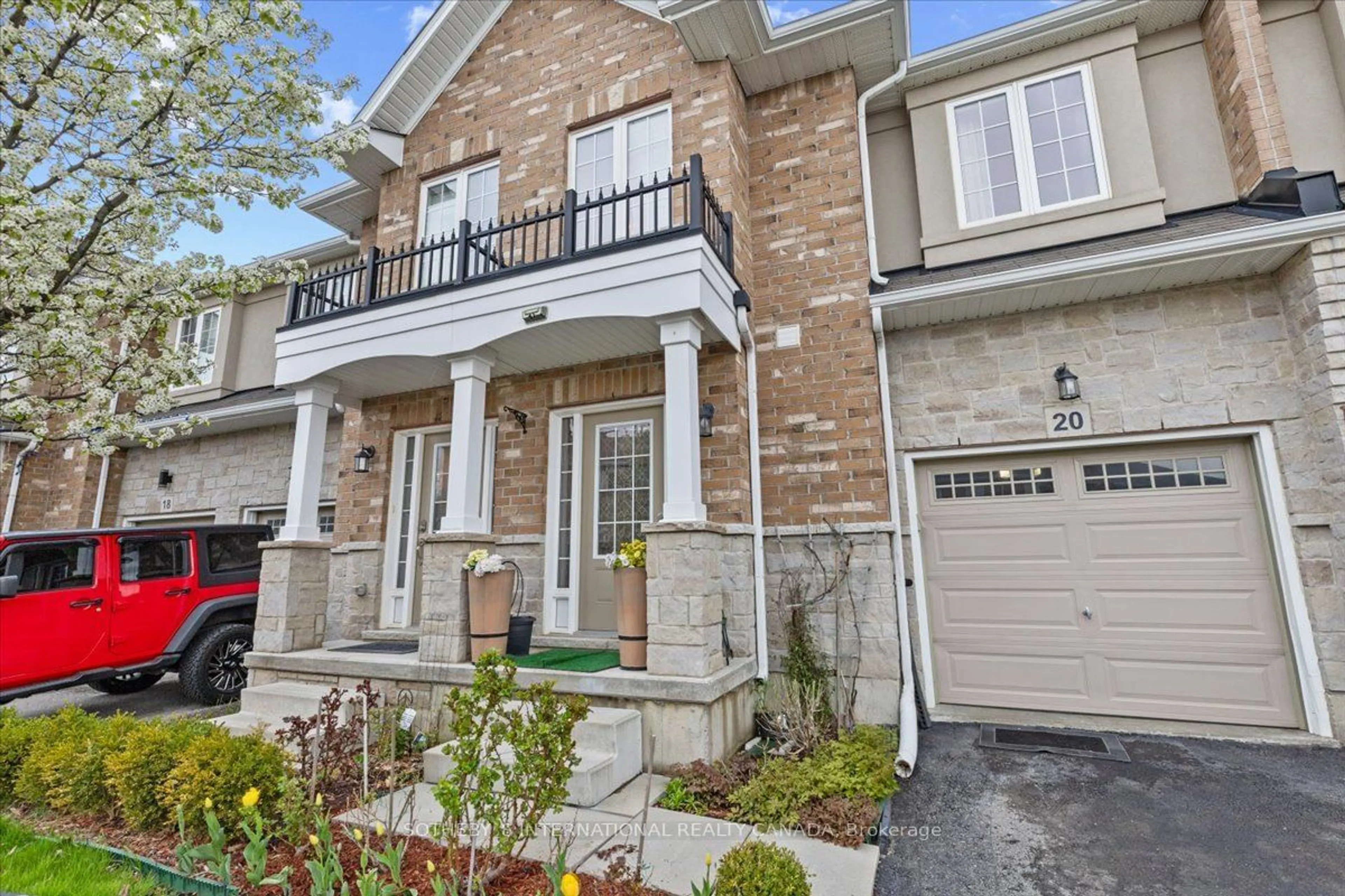 A pic from exterior of the house or condo for 90 Raymond Rd #20, Hamilton Ontario L9K 0J6