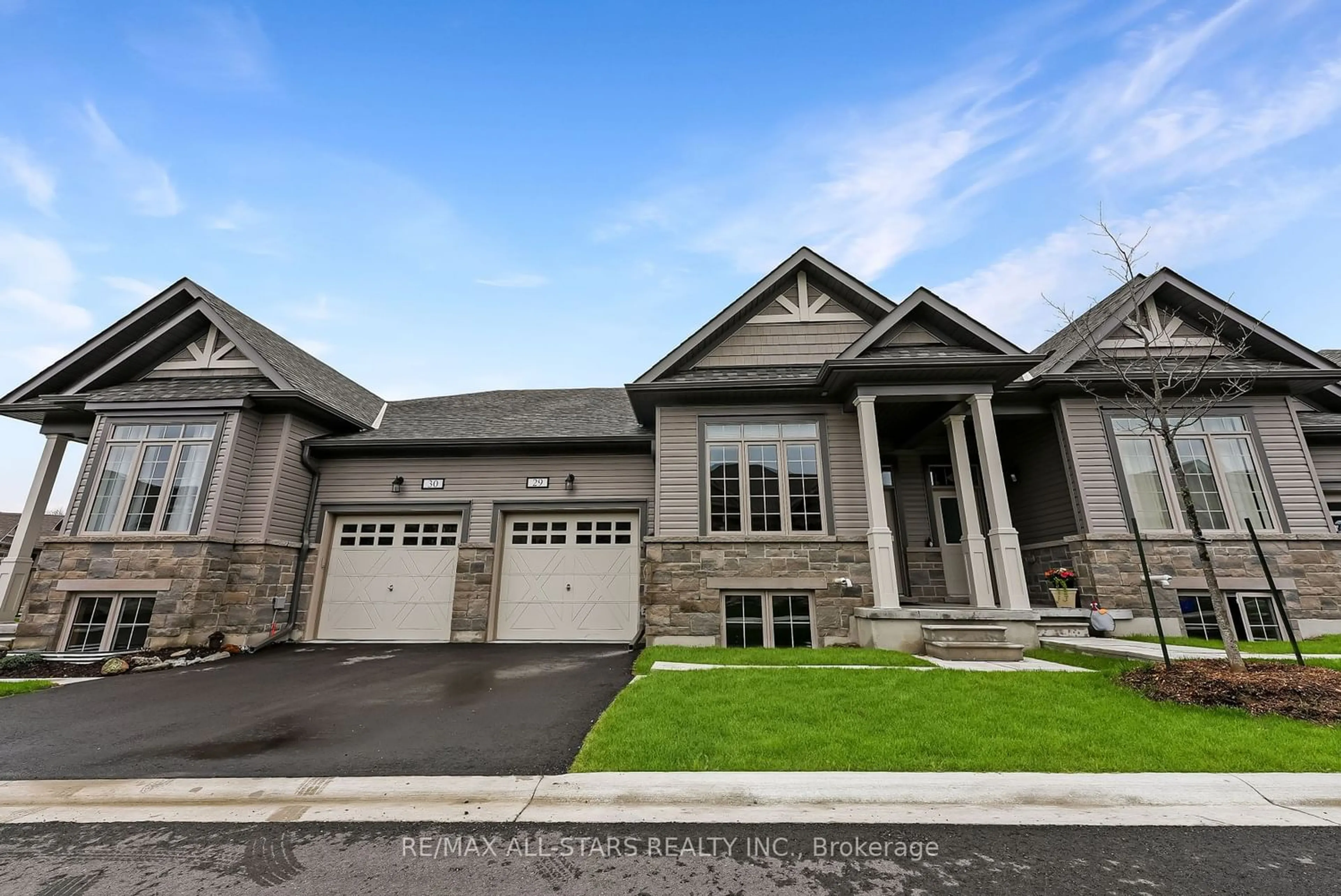 Frontside or backside of a home for 17 Lakewood Cres #29, Kawartha Lakes Ontario K0M 1A0