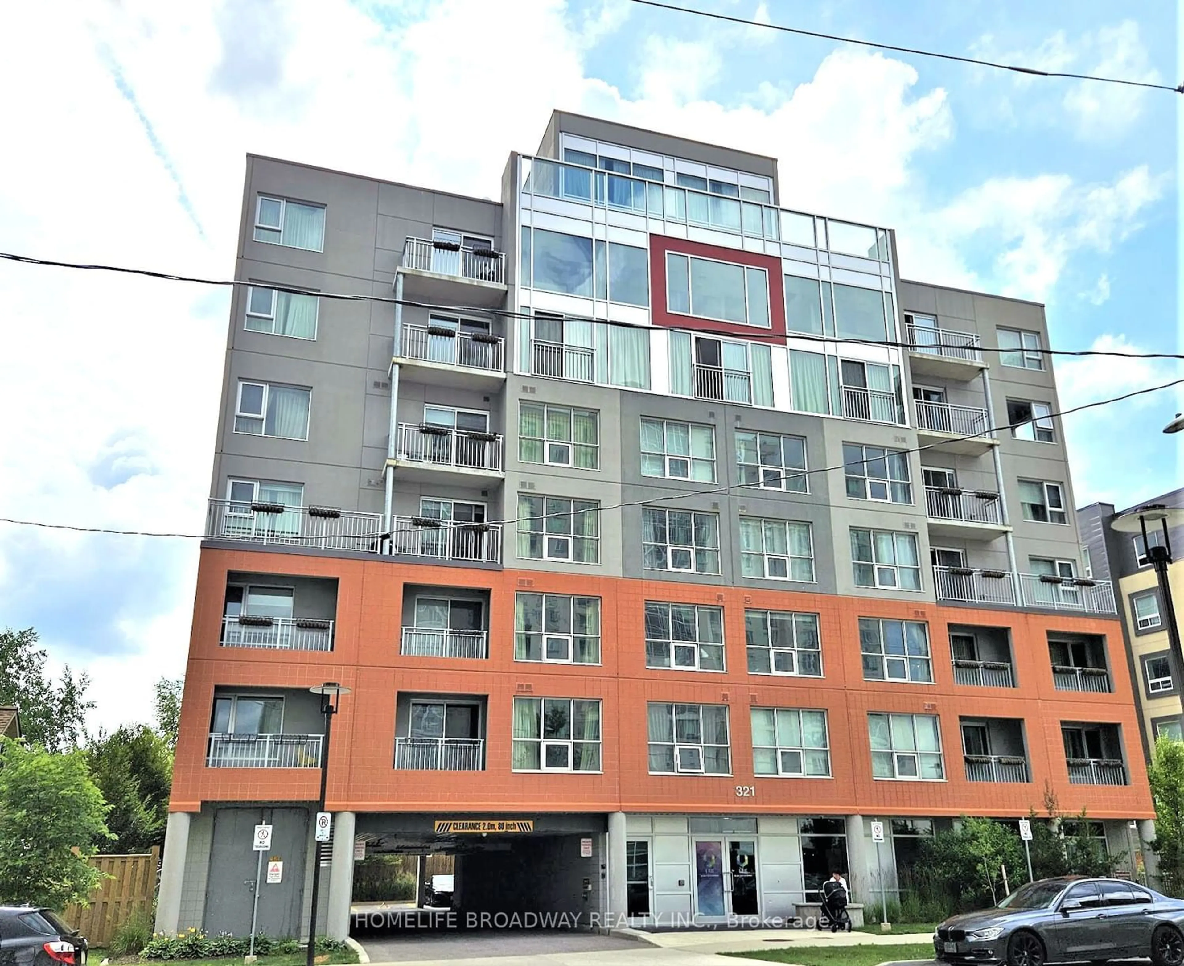 A pic from exterior of the house or condo for 321 Spruce St #505, Waterloo Ontario N2L 3M6
