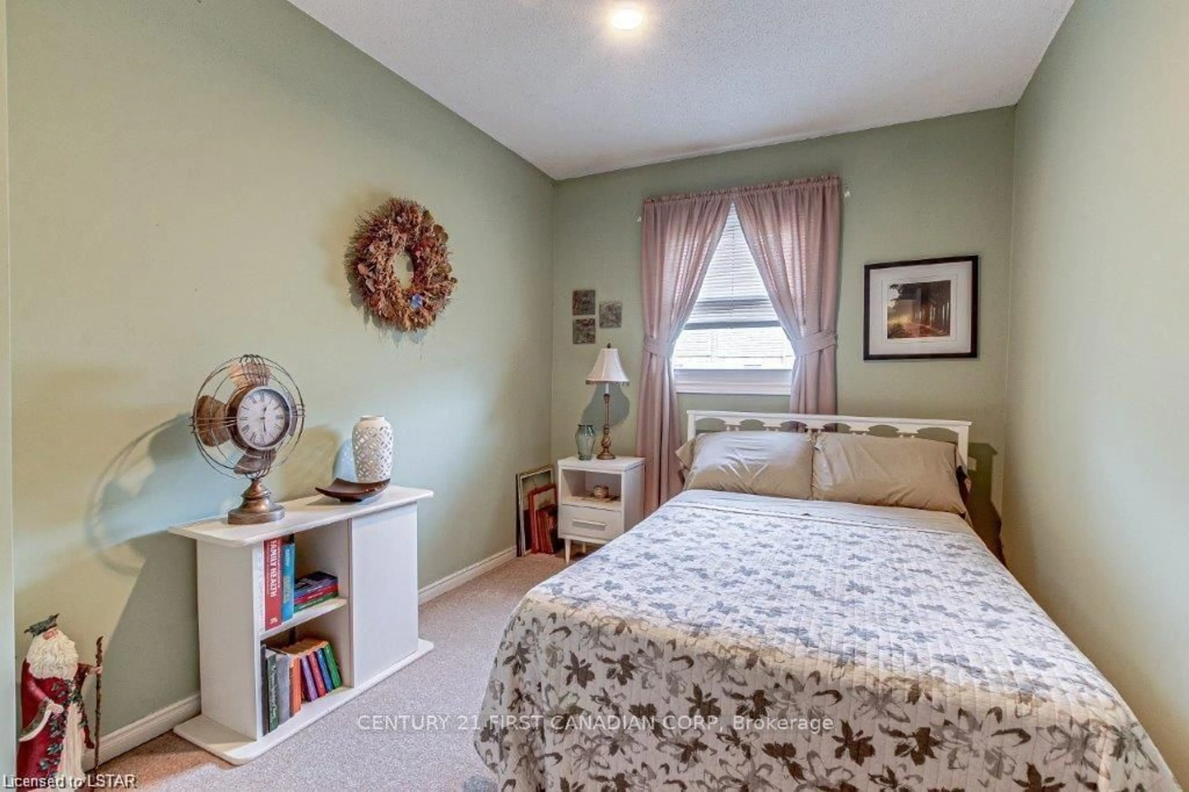 A pic of a room for 1199 Hamilton Rd #45, London Ontario N5W 5Z9