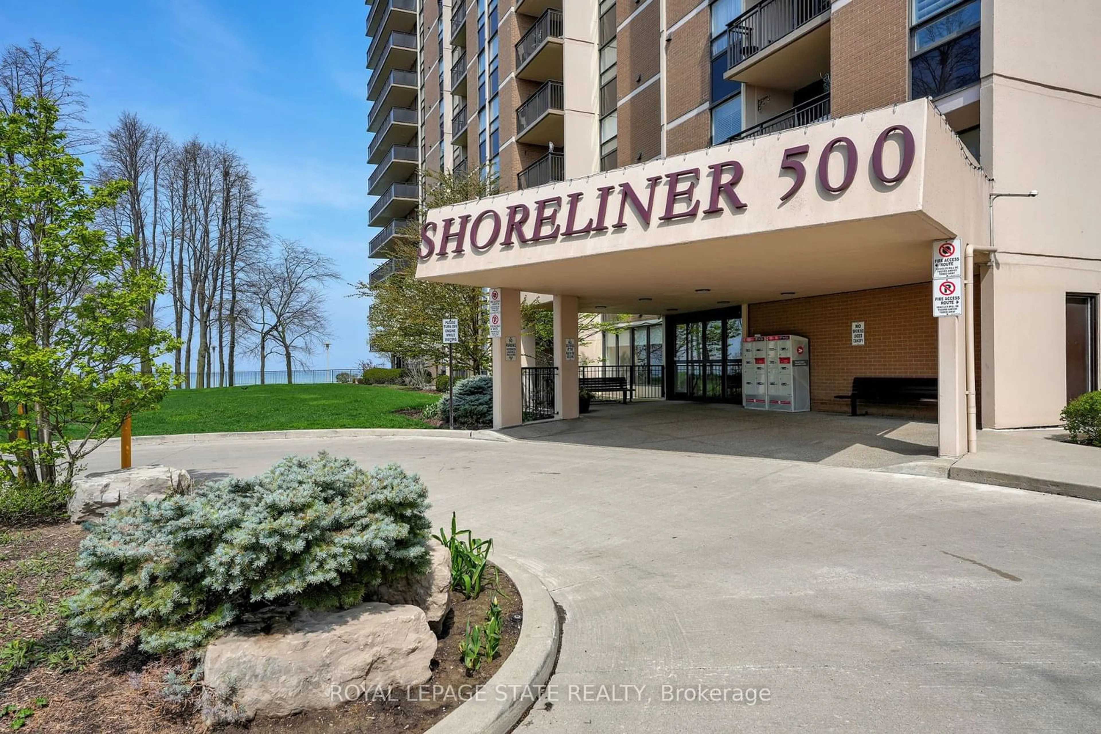 A pic from exterior of the house or condo for 500 Green Rd #1207, Hamilton Ontario L8E 3M6