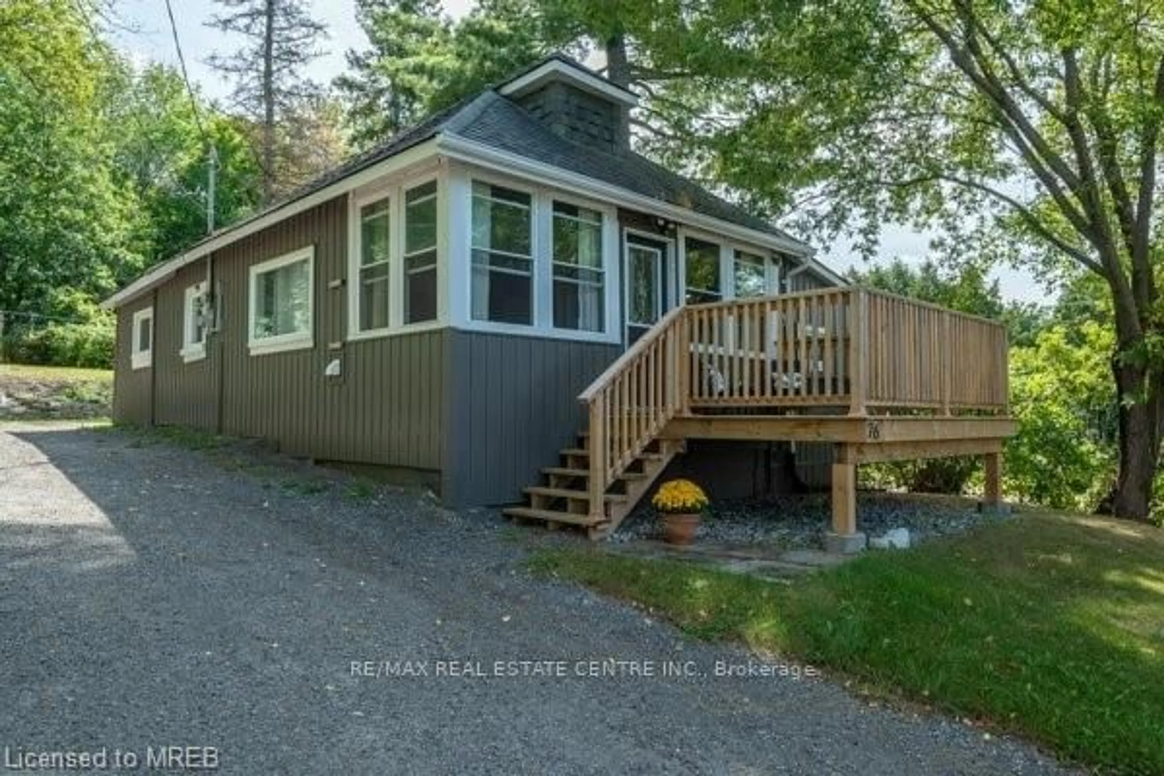 Cottage for 76 Lakeshore Rd, Marmora and Lake Ontario K0K 2M0