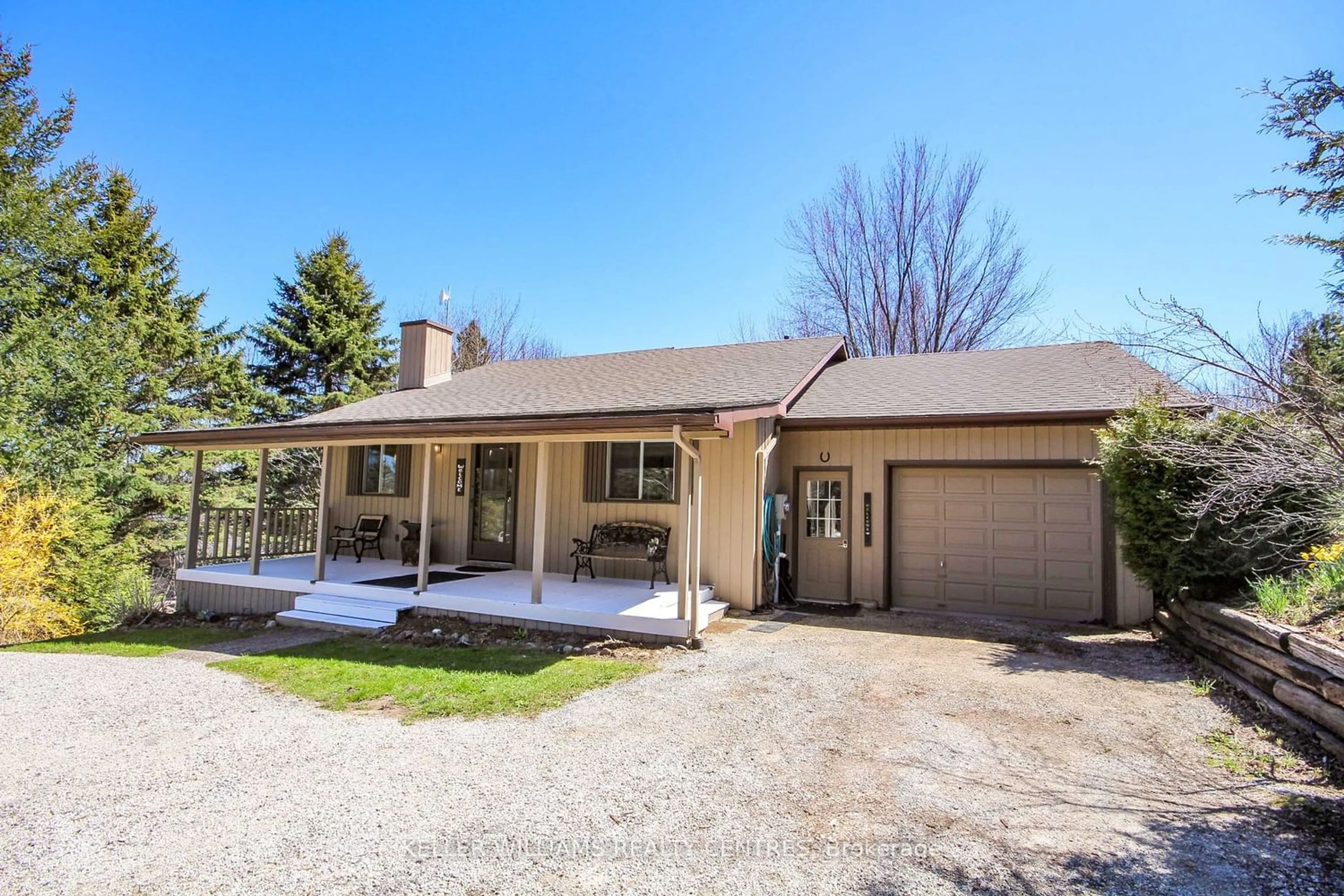 Frontside or backside of a home for 115 Harbour Beach Dr, Meaford Ontario N4L 1W5