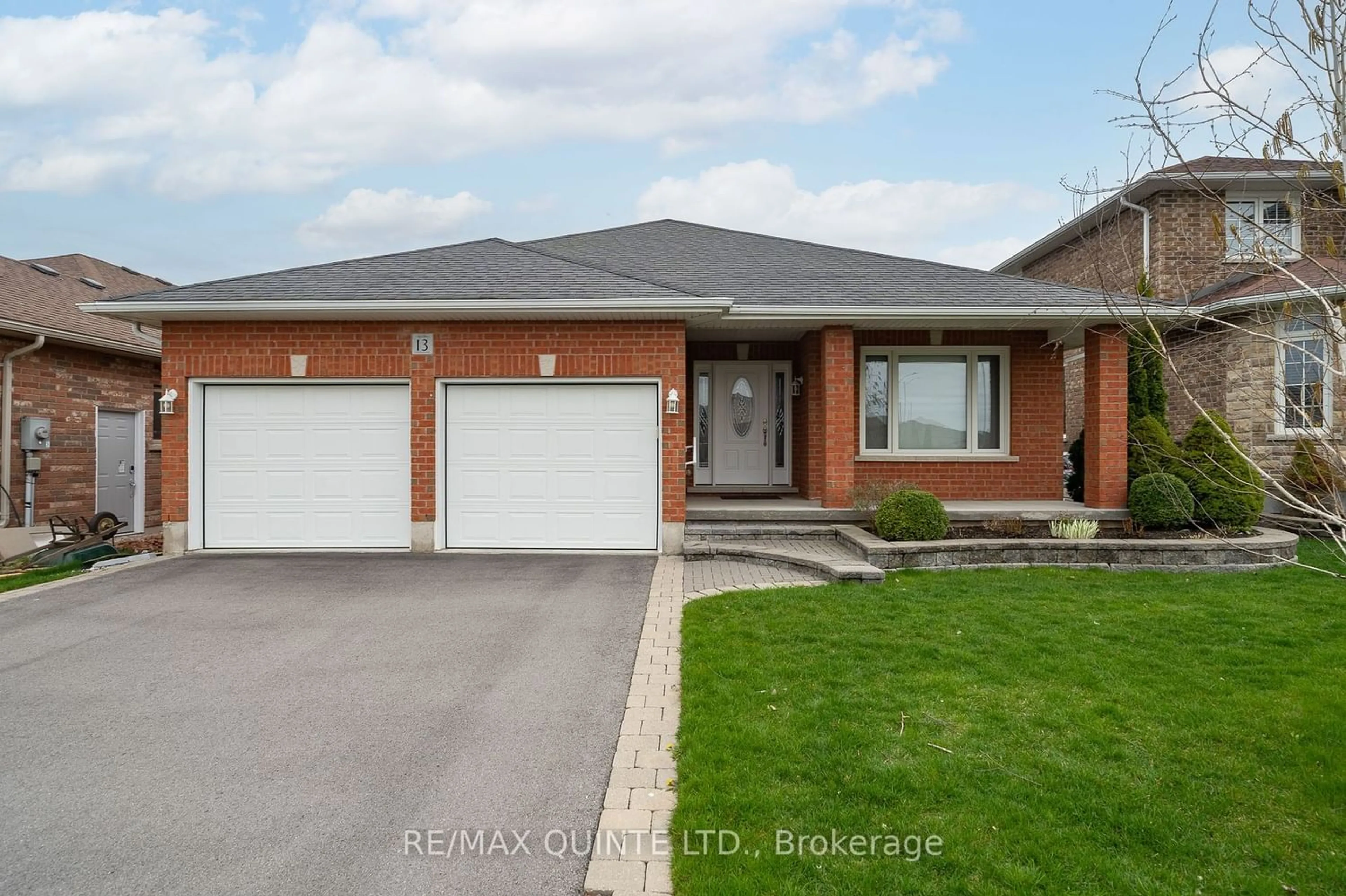 Frontside or backside of a home for 13 VERTIS Crt, Belleville Ontario K8N 0C9