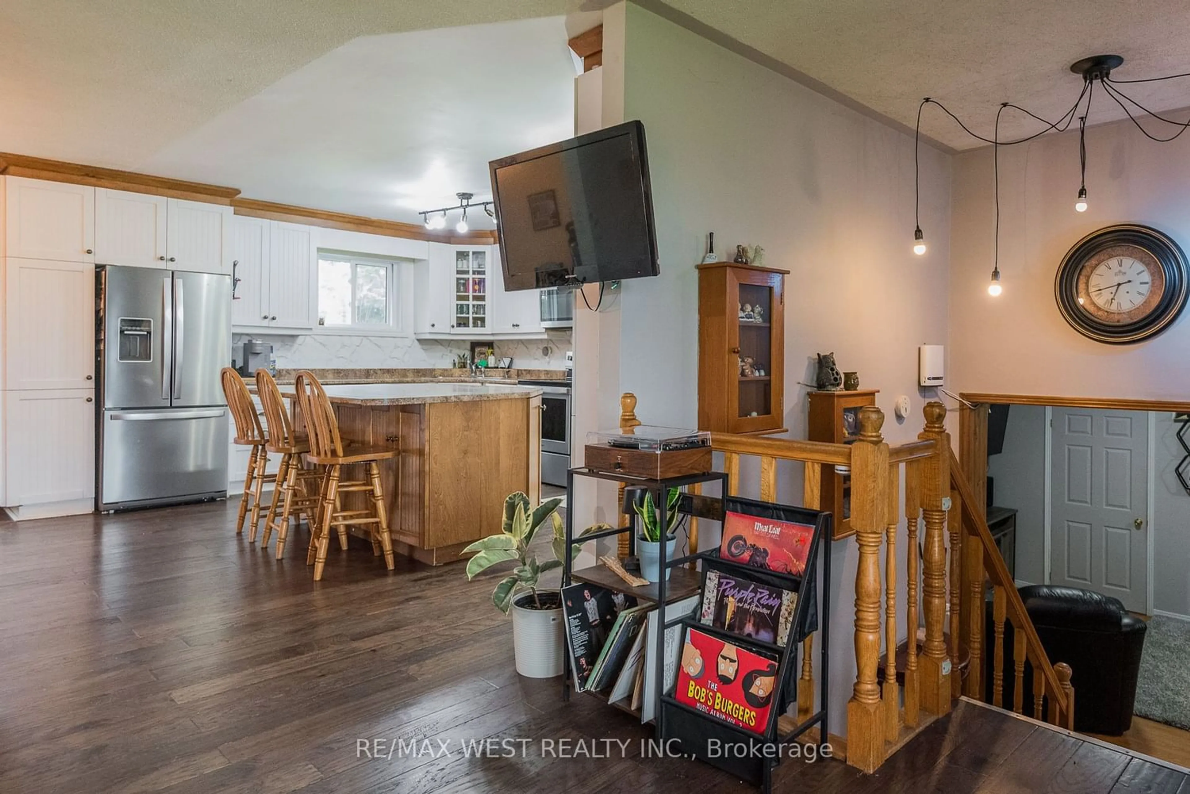 Kitchen for 32 Bruce St, Kawartha Lakes Ontario K0M 2M0