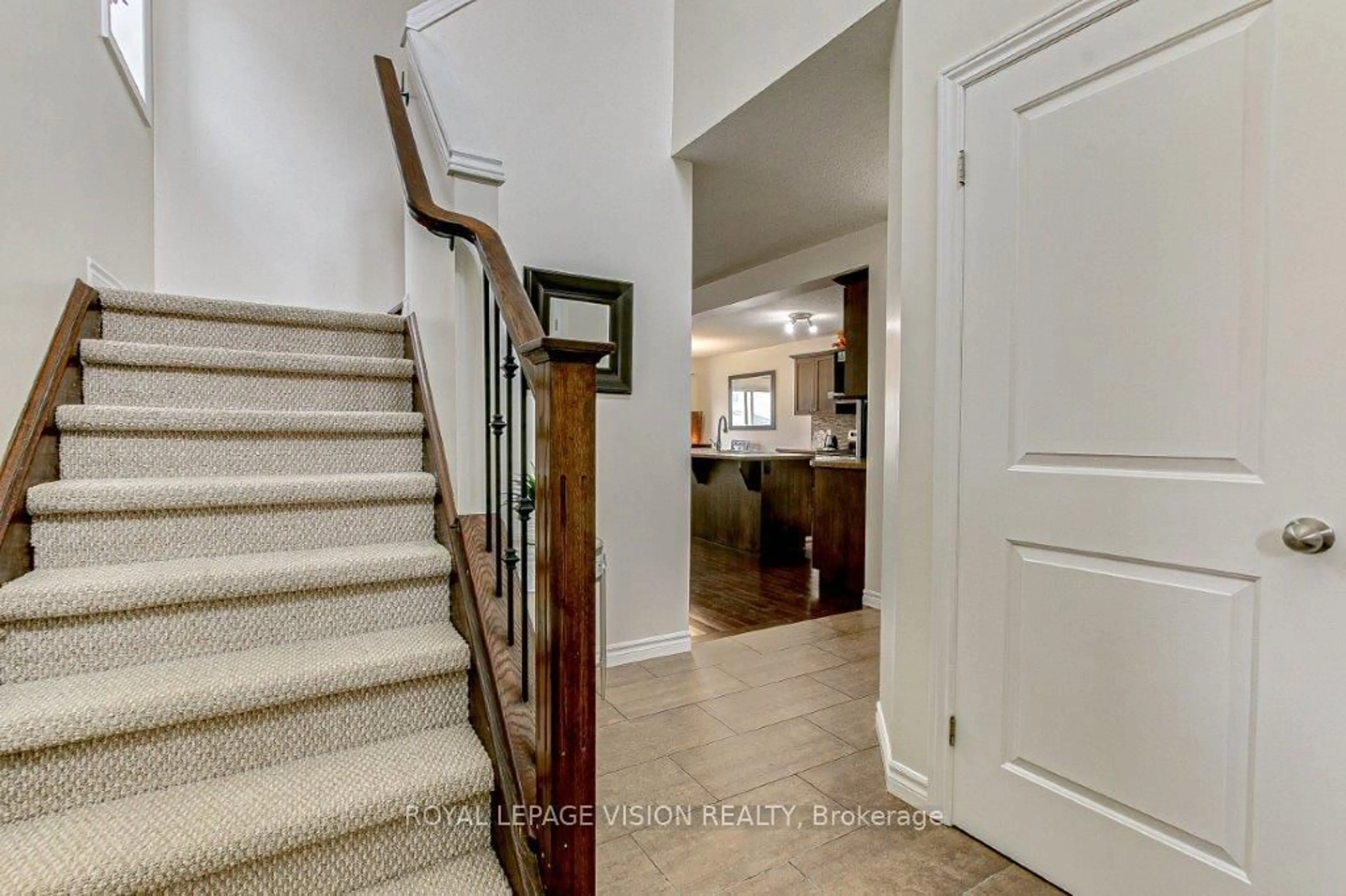 Indoor entryway for 3378 Emilycarr Lane, London Ontario N6L 0A3