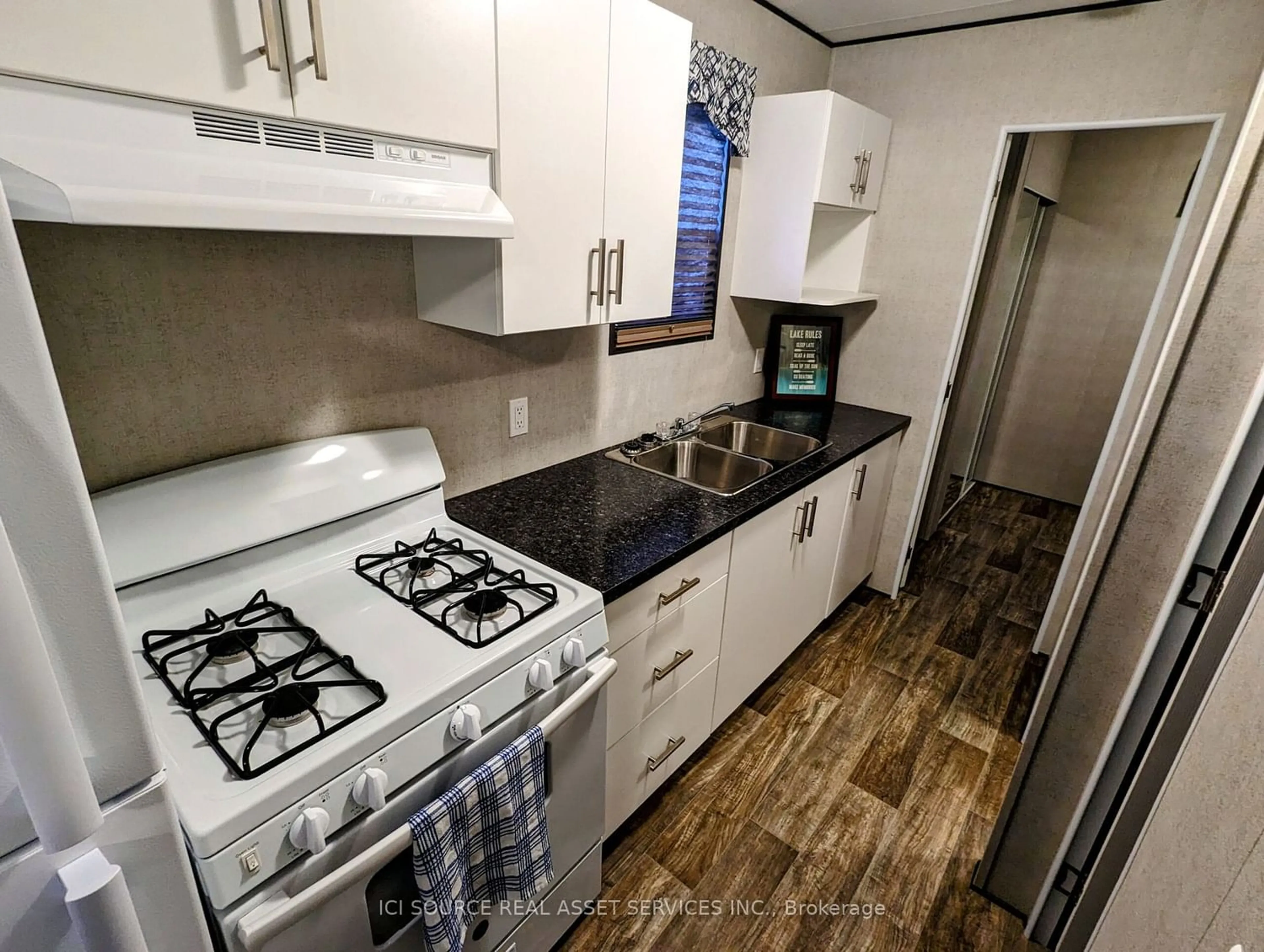 Standard kitchen for 155 Mccrearys Beach Rd #Mbr182, West Perth Ontario K7H 3C8