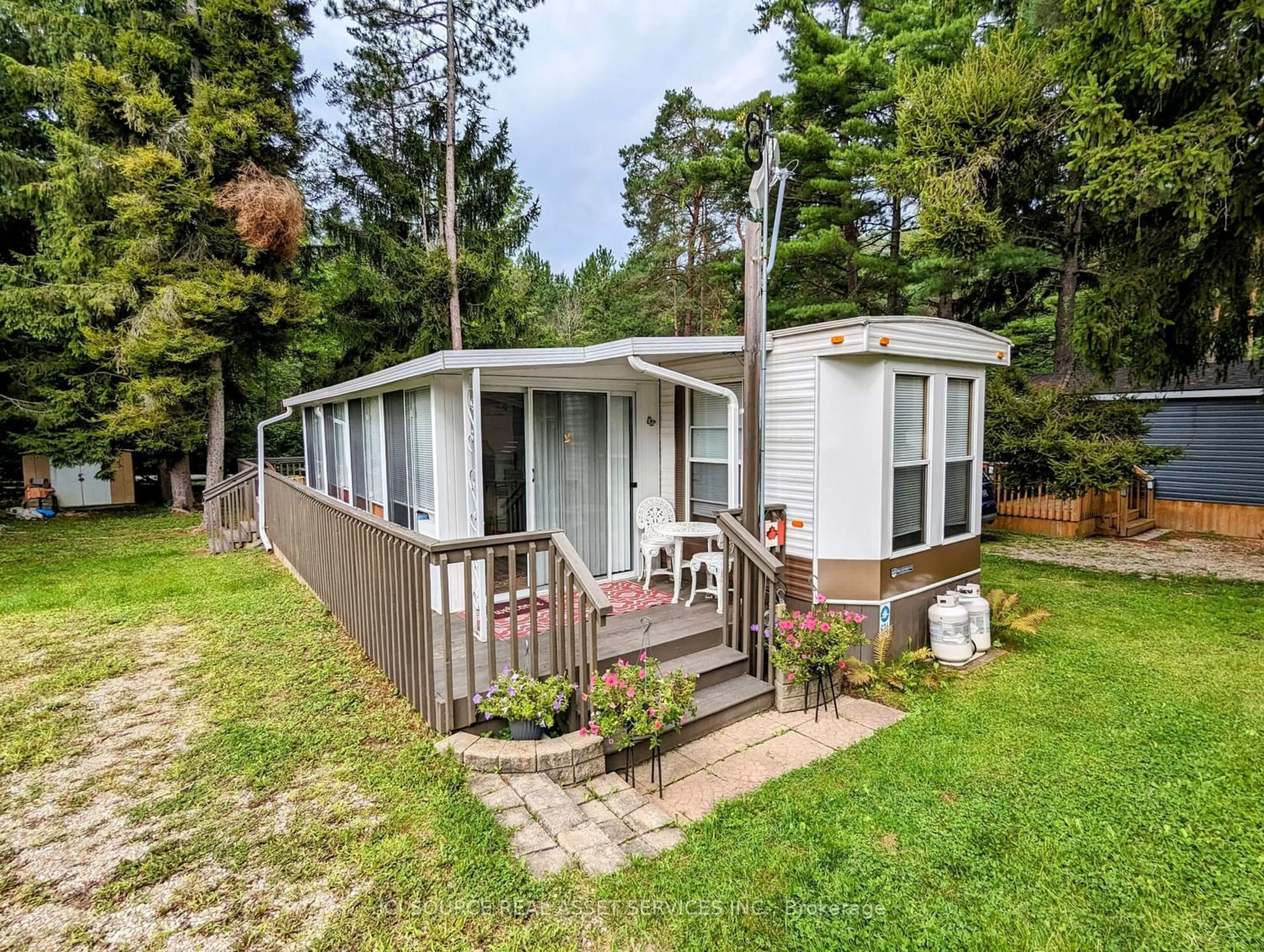 Cottage for 155 Mccrearys Beach Rd #Whw634, West Perth Ontario K7H 3C8