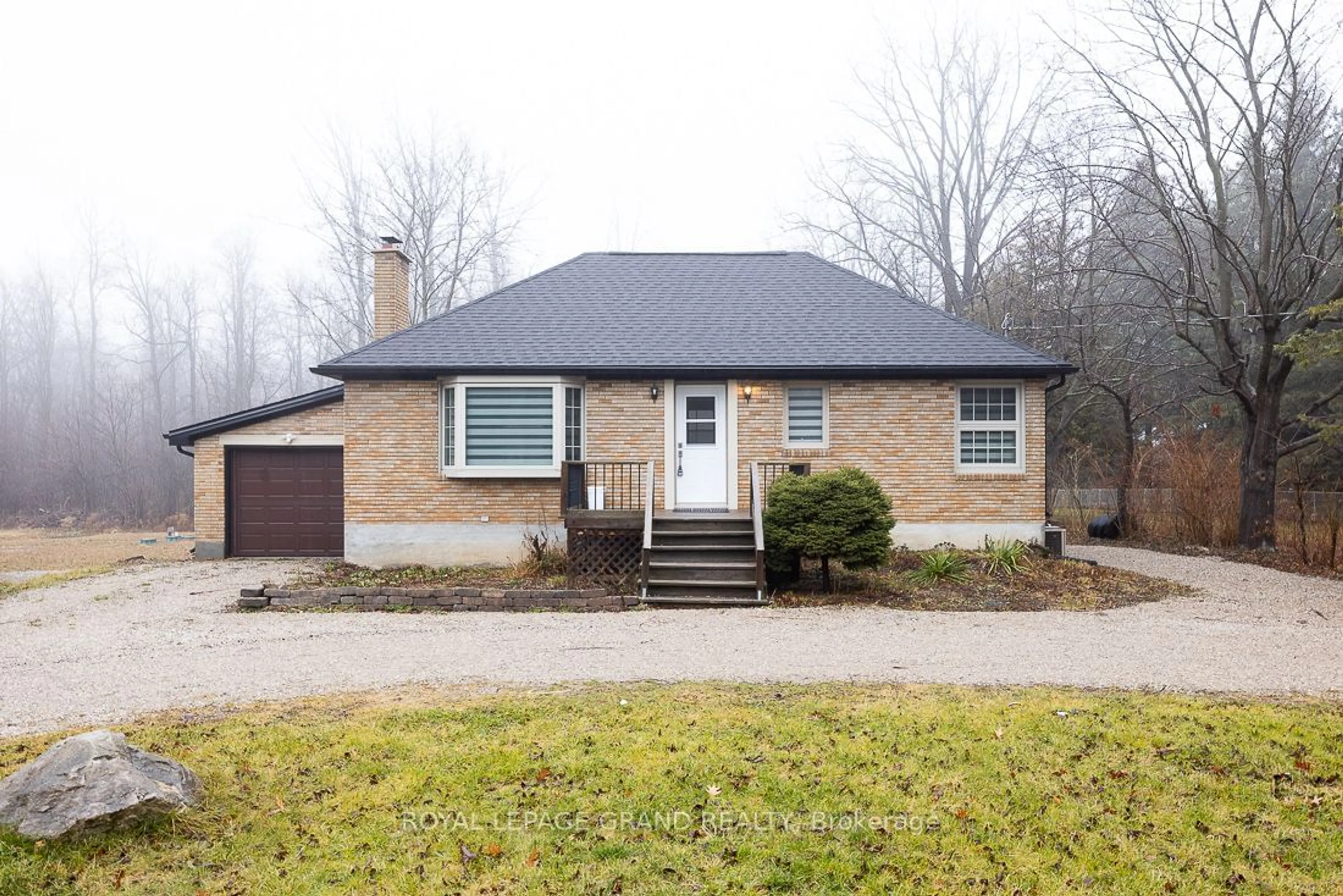 Frontside or backside of a home for 9630 Sunset Dr, St. Thomas Ontario N5P 3T2
