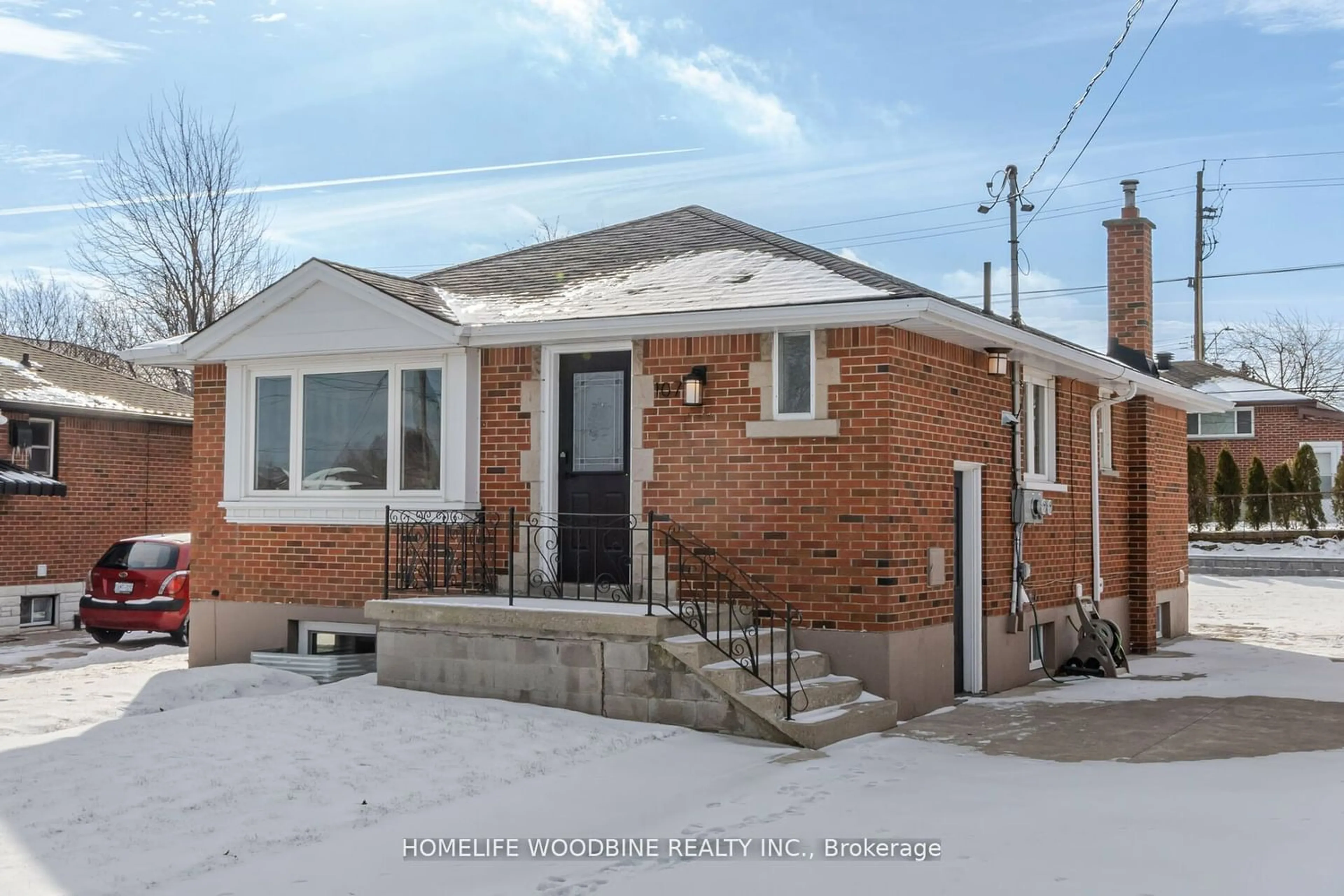 Frontside or backside of a home for 107 Winchester Blvd, Hamilton Ontario L8T 2M9