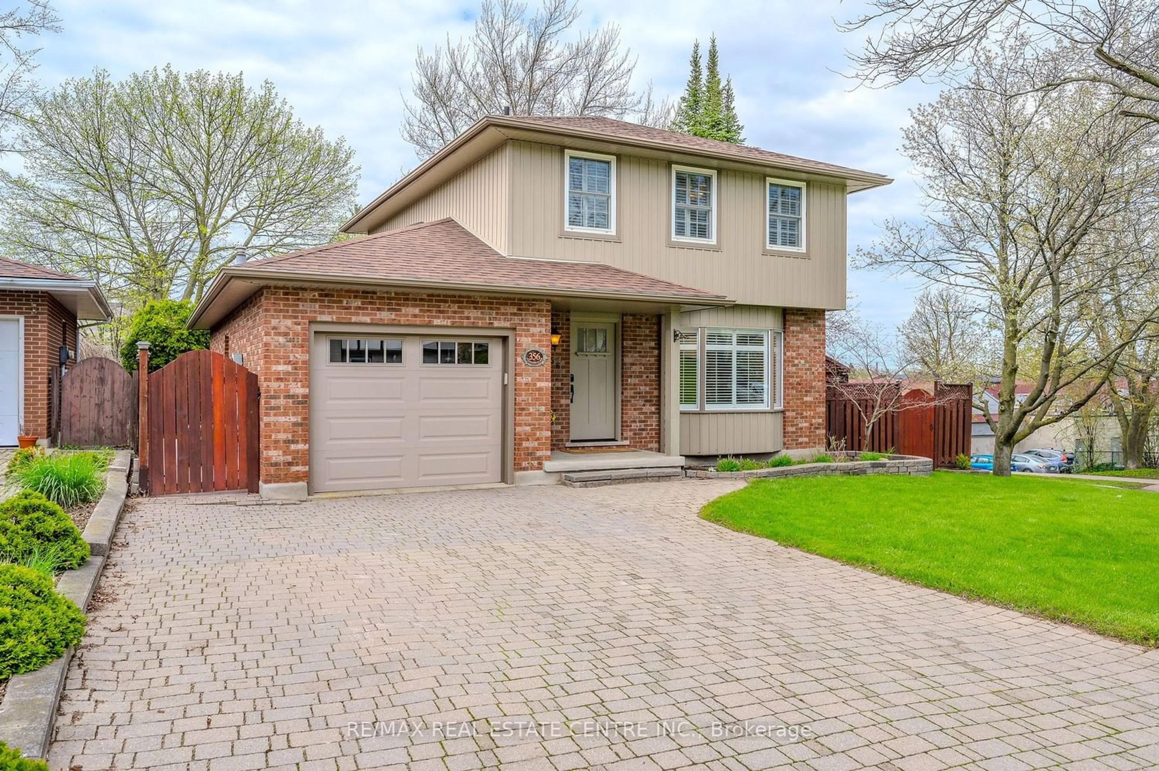 Home with brick exterior material for 356 Culpepper Pl, Waterloo Ontario N2L 5L3