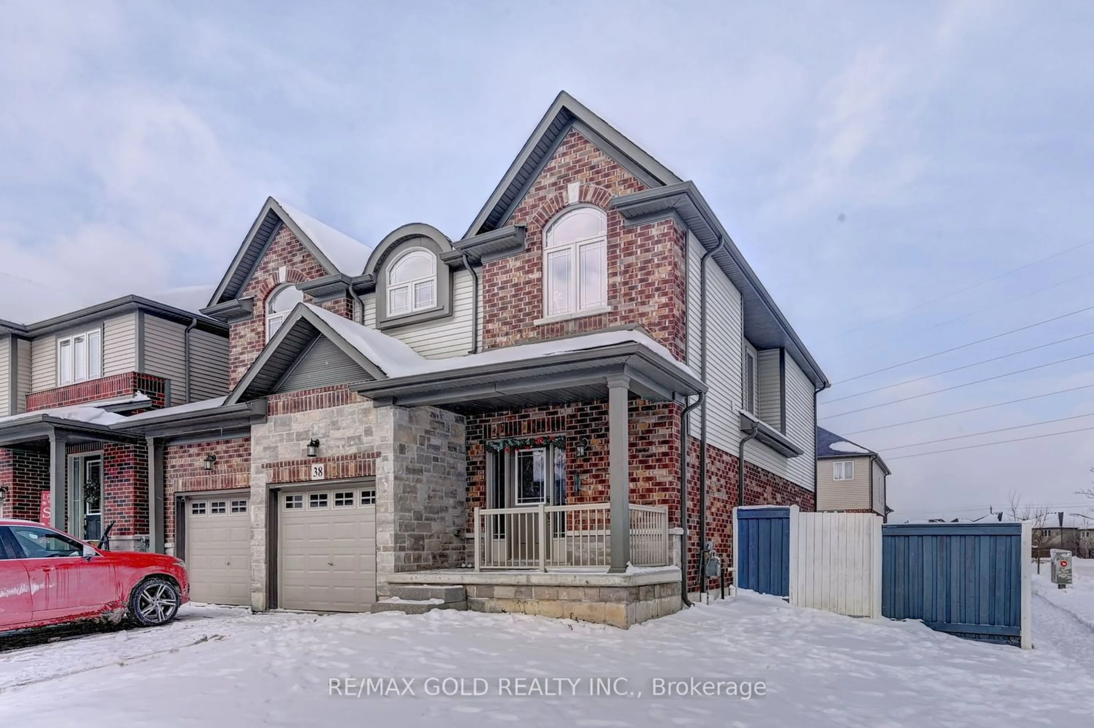 Home with brick exterior material for 38 Elmbank Tr, Kitchener Ontario N2R 0G9
