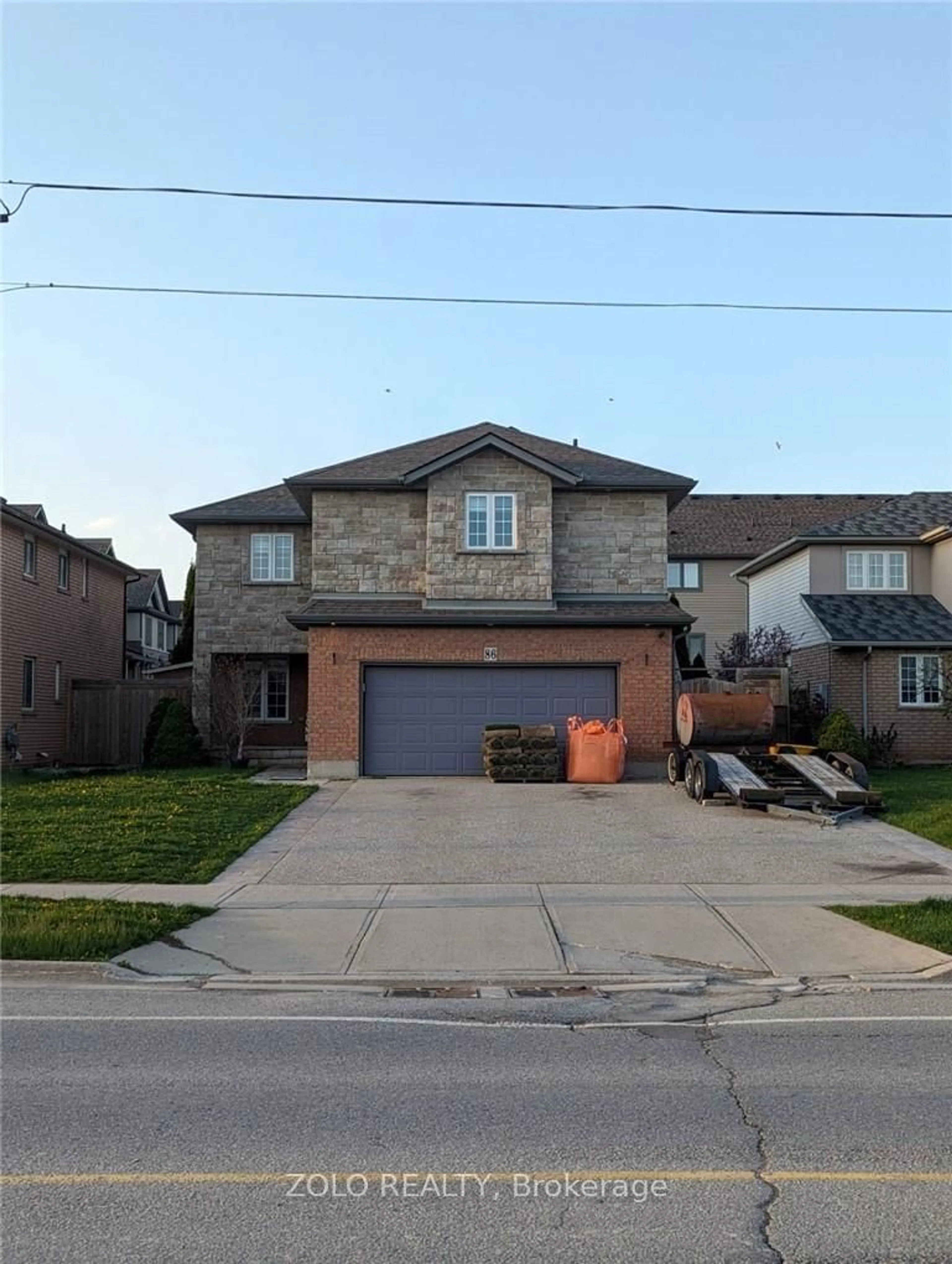 Frontside or backside of a home for 86 Highland Rd, Hamilton Ontario L8J 2T7