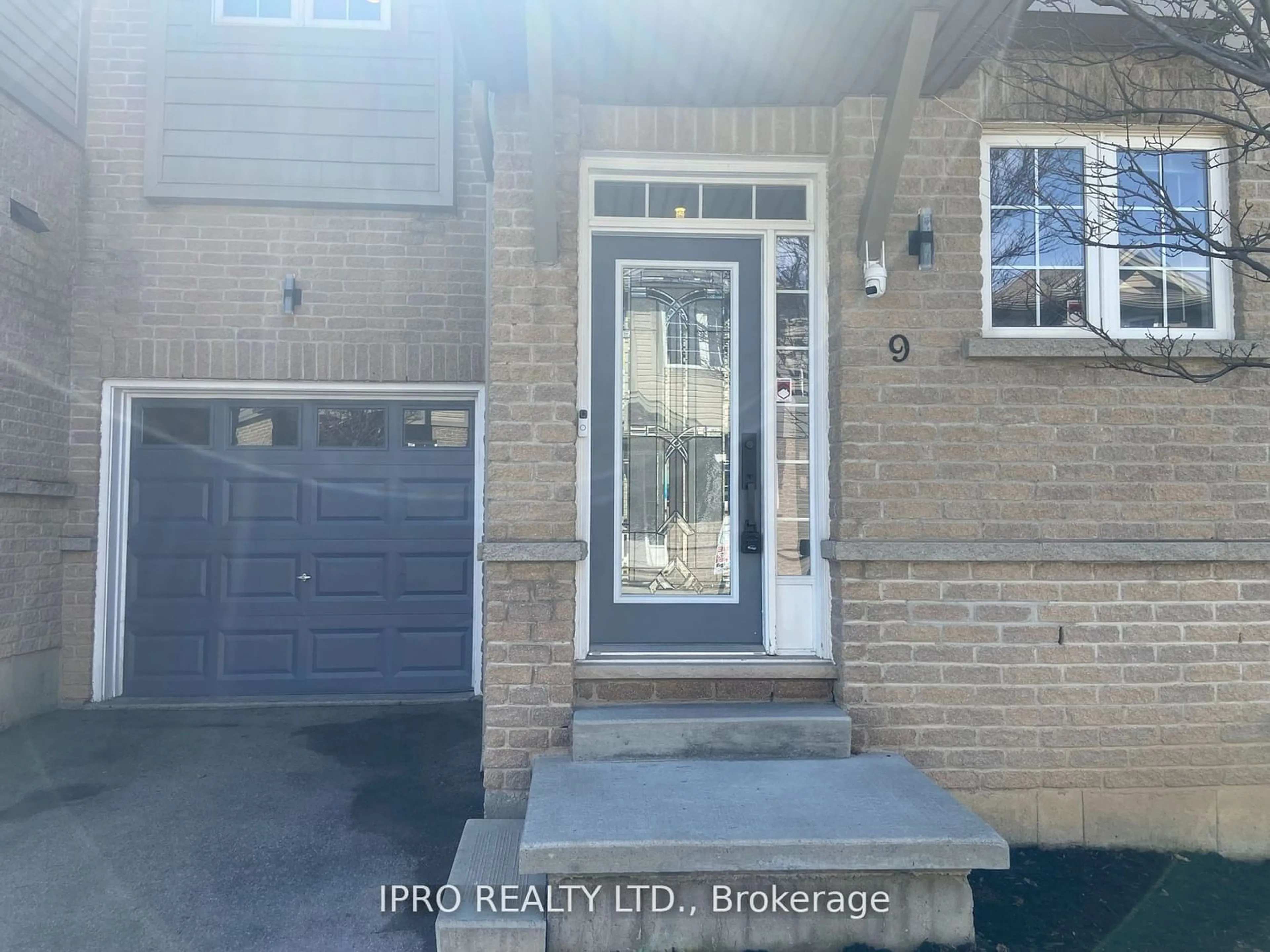 Frontside or backside of a home for 1328 Upper Sherman Ave #9, Hamilton Ontario L8W 1C4