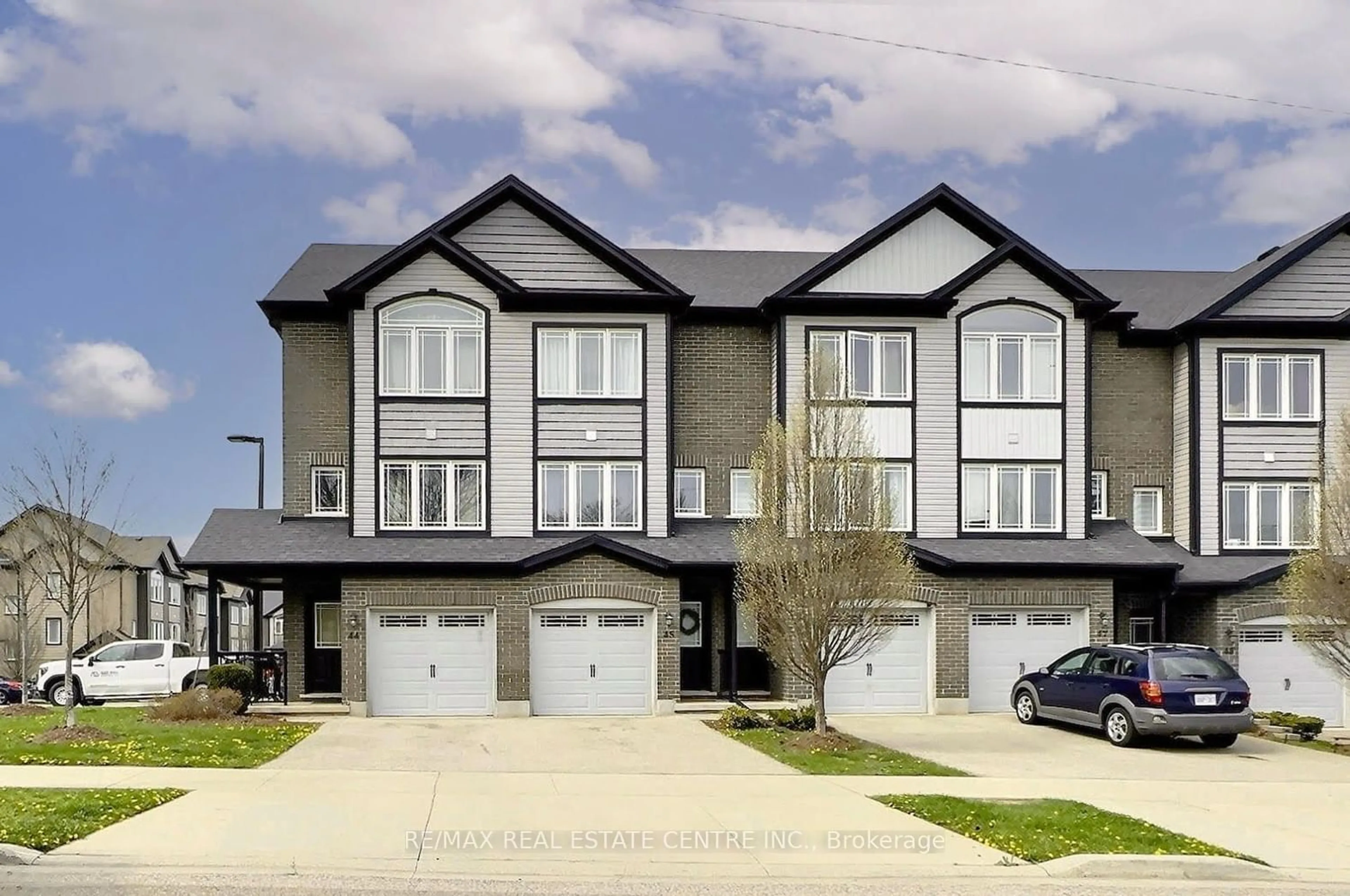 A pic from exterior of the house or condo for 12 Poplar Dr #45, Cambridge Ontario N3C 0G4