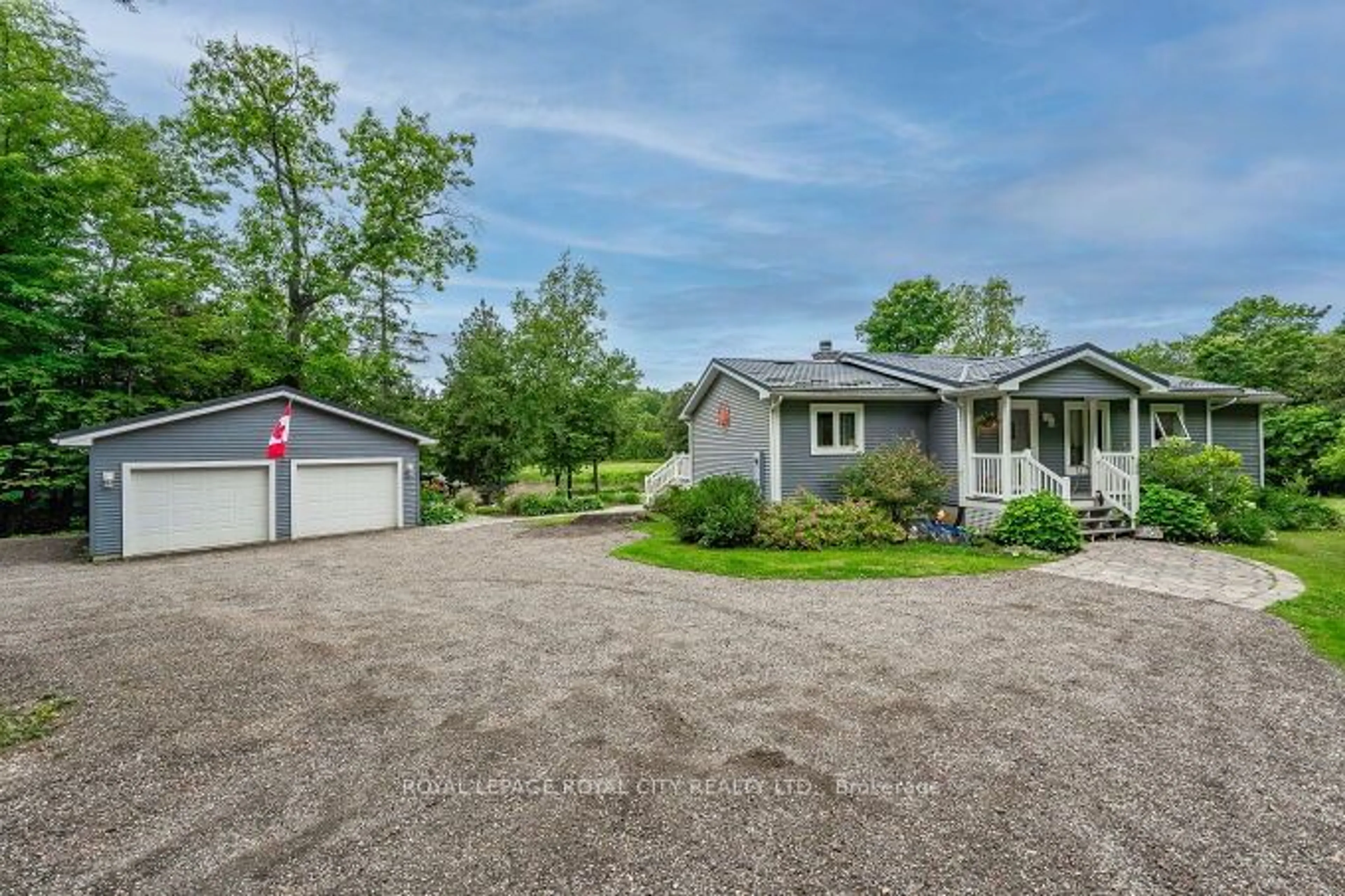 Cottage for 49 Levitta St, Grey Highlands Ontario N0C 1E0