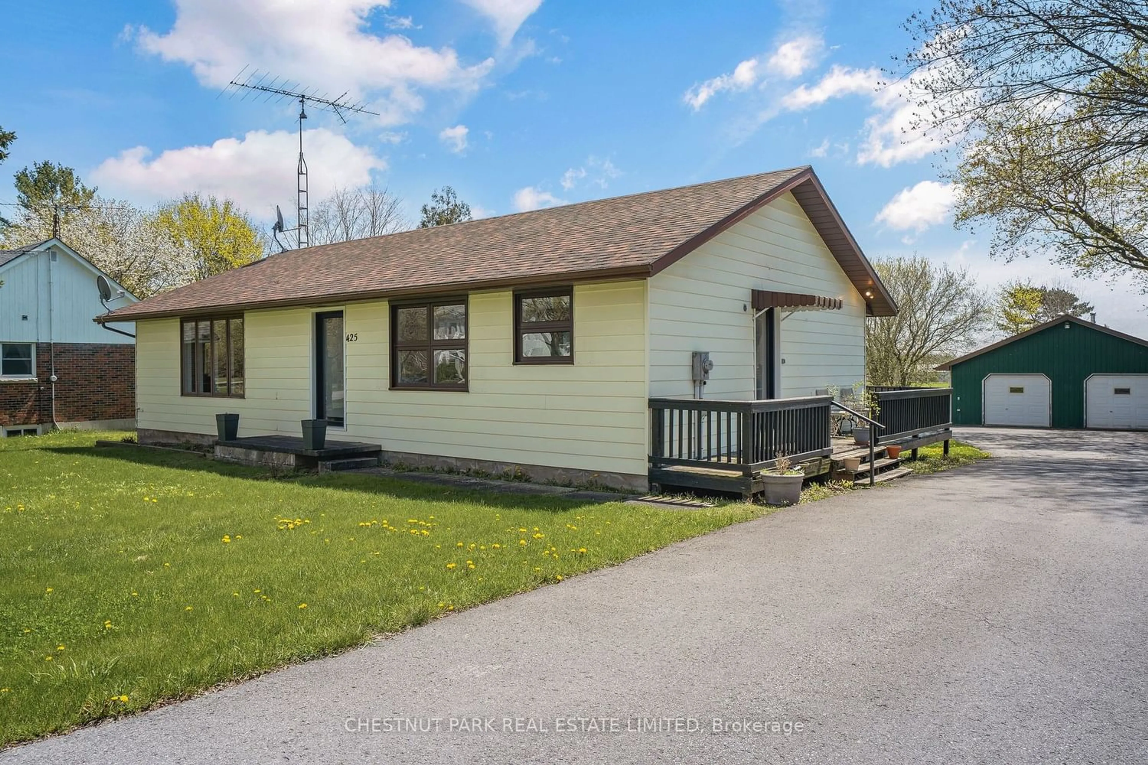 Frontside or backside of a home for 425 Bloomfield Main St, Prince Edward County Ontario K0K 2G0