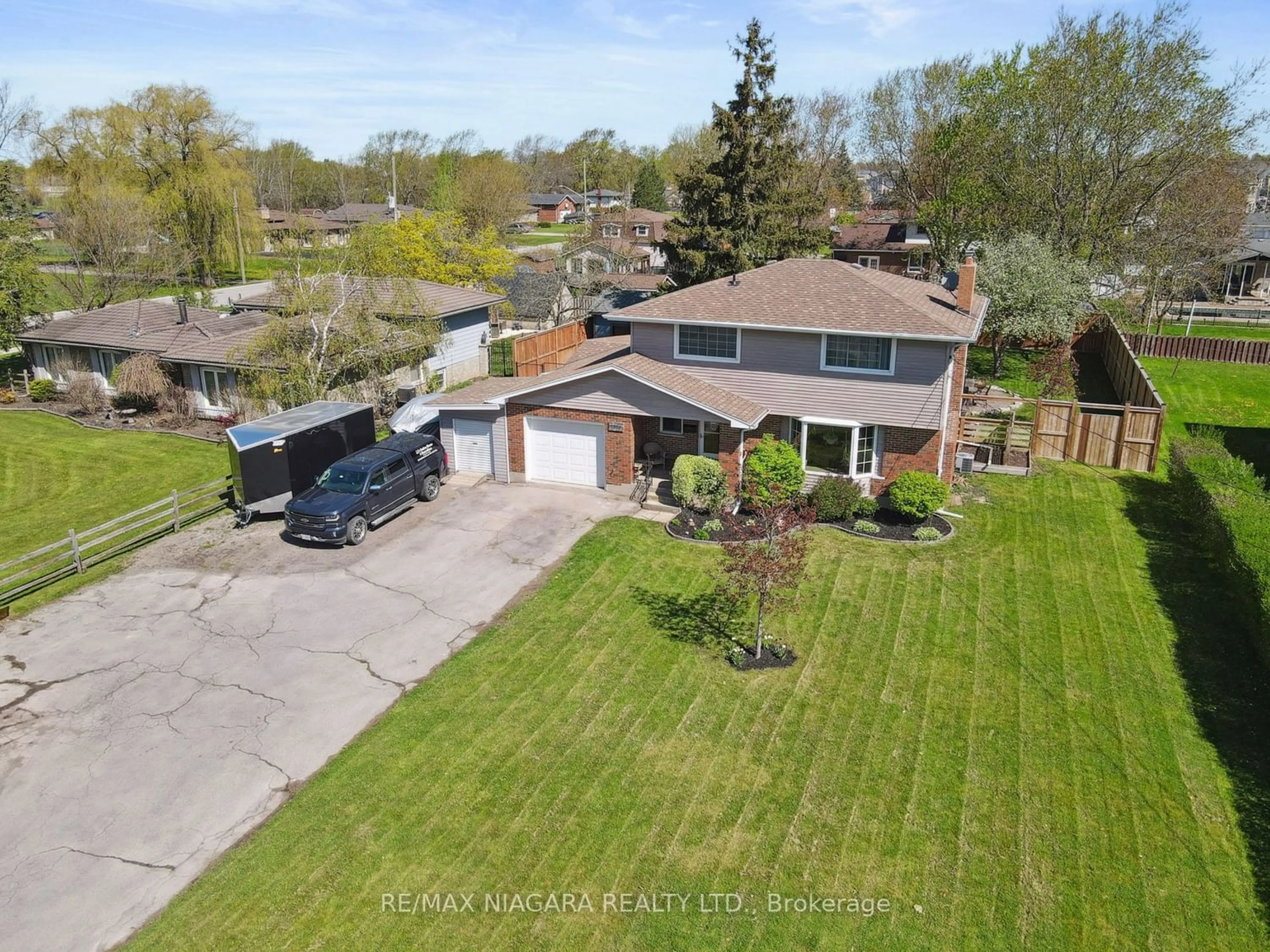 Frontside or backside of a home for 1516 Garrison Rd, Fort Erie Ontario L2A 1P6