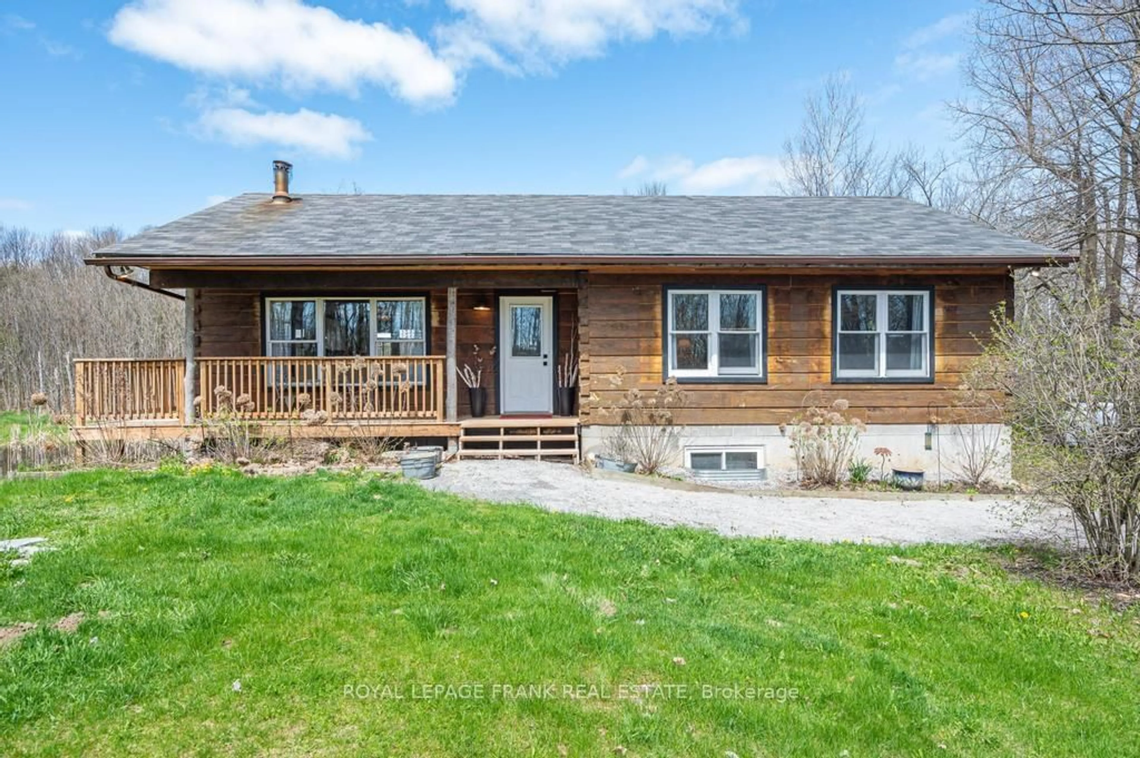Frontside or backside of a home for 2372 Deer Bay Rd, Smith-Ennismore-Lakefield Ontario K0L 2H0