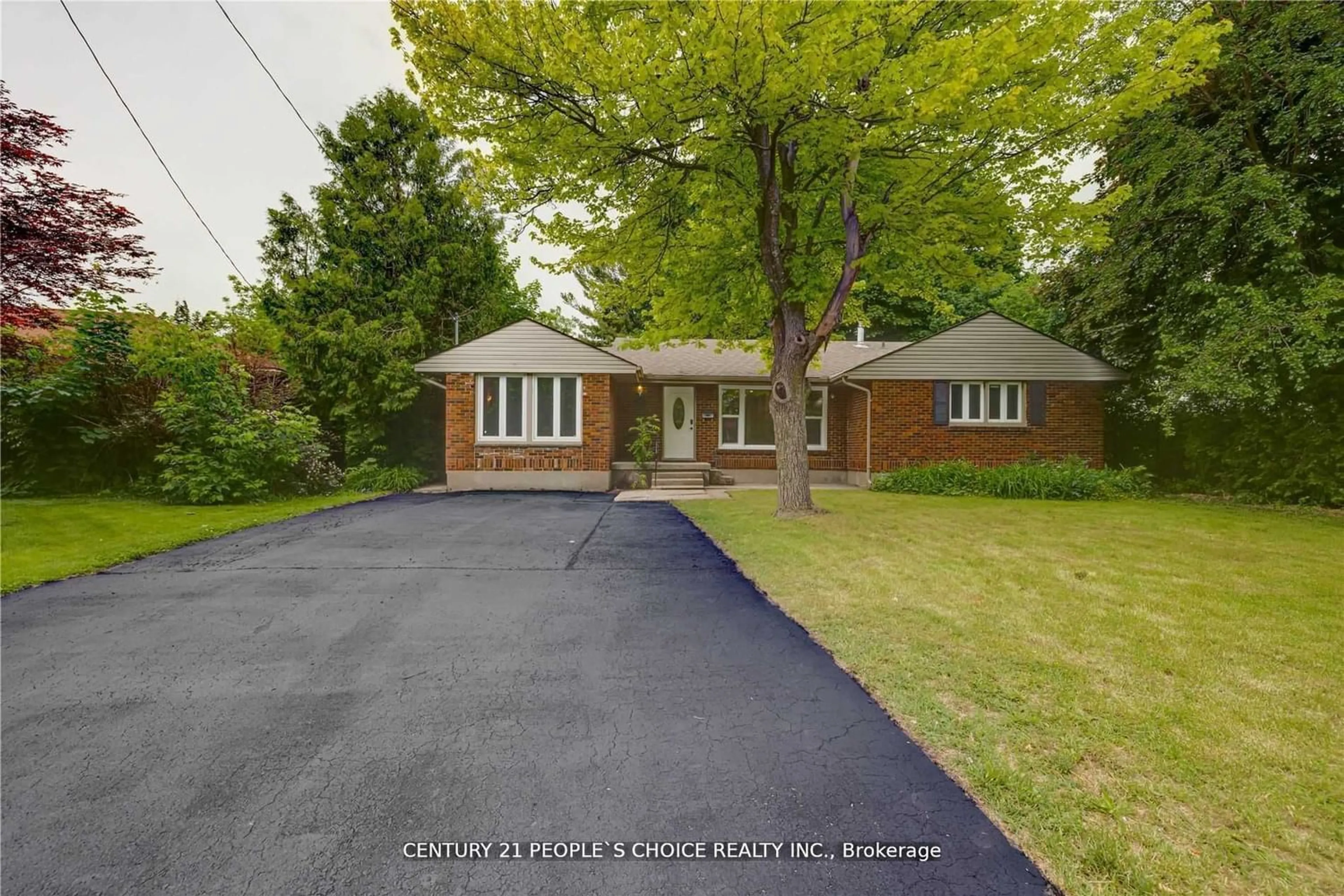 Frontside or backside of a home for 432 Coombs Ave, London Ontario N6G 1J5