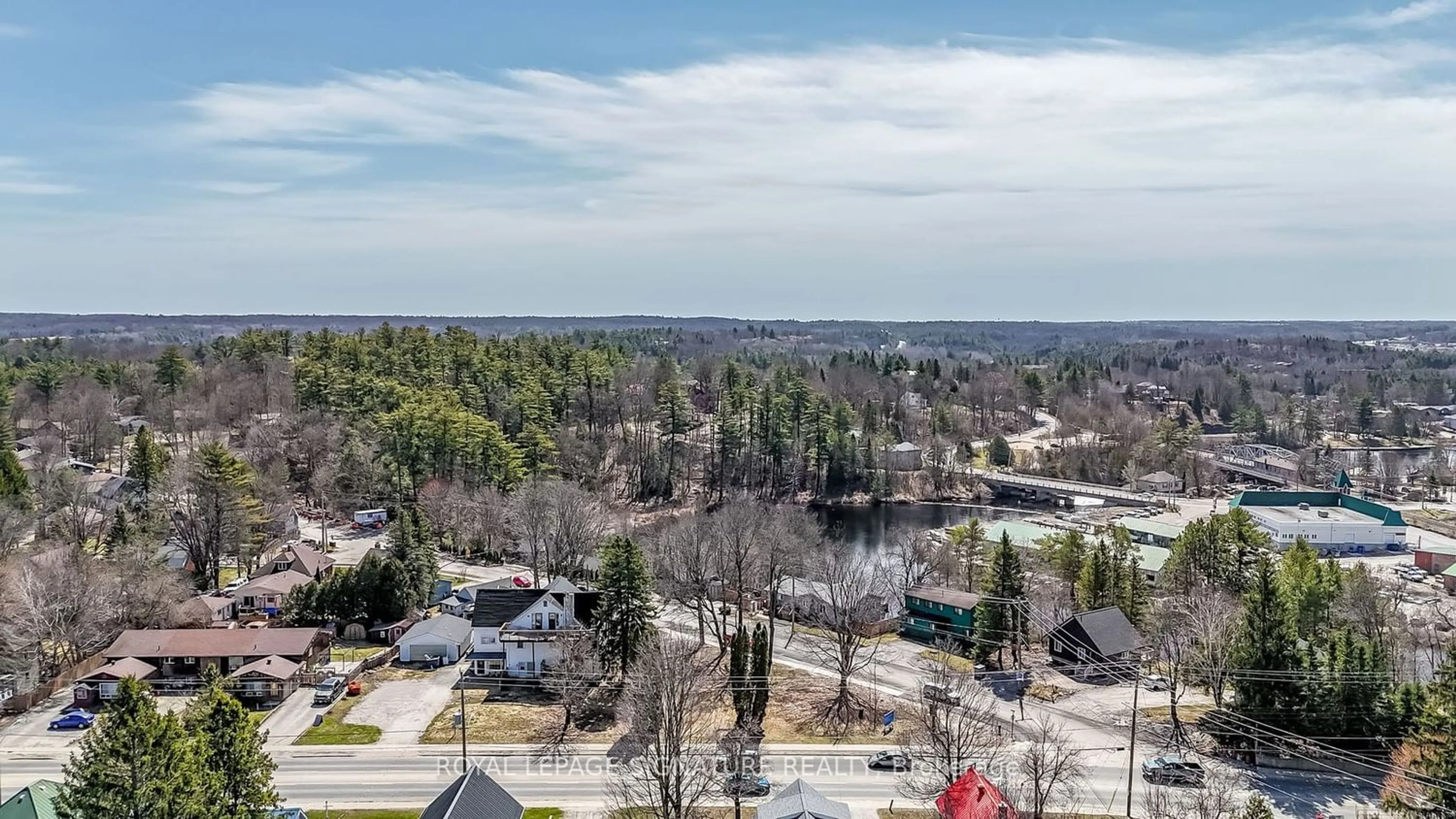 Lakeview for 62 Taylor Rd, Bracebridge Ontario P1L 1K1