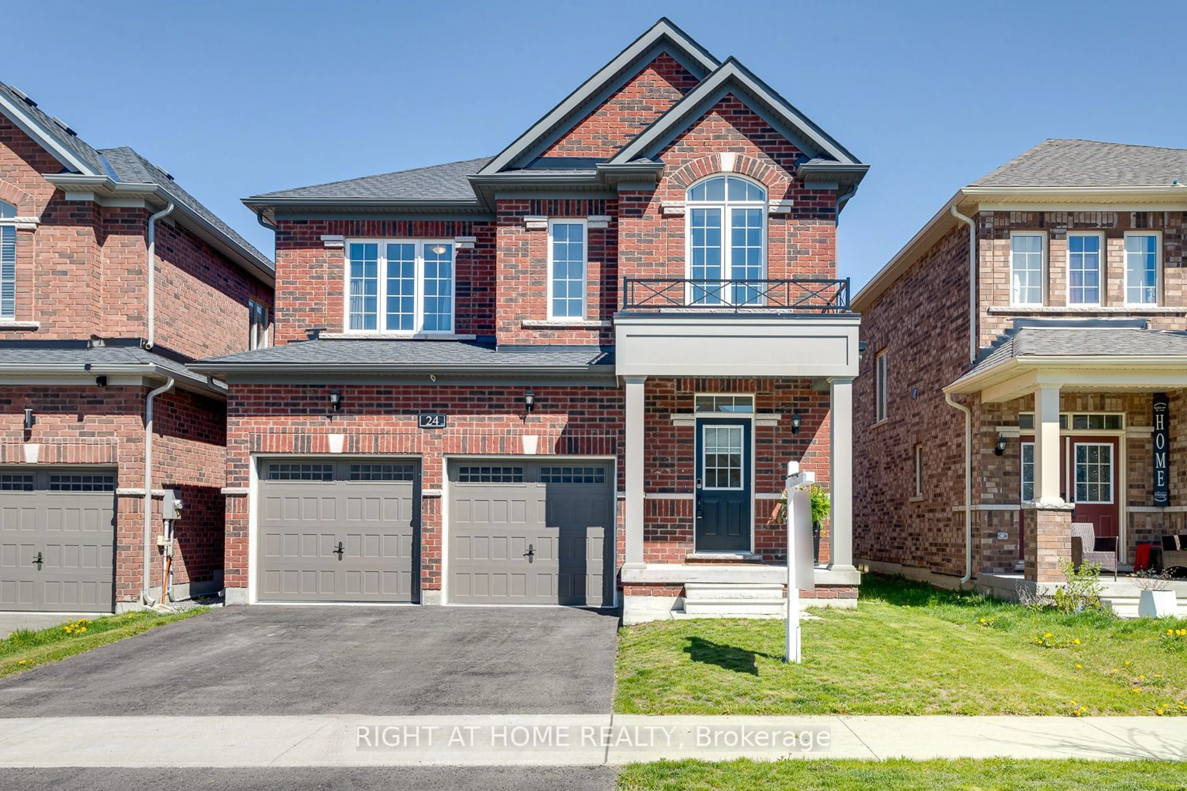 Home with brick exterior material for 24 Fernridge Hts, Cavan Monaghan Ontario L0A 1G0