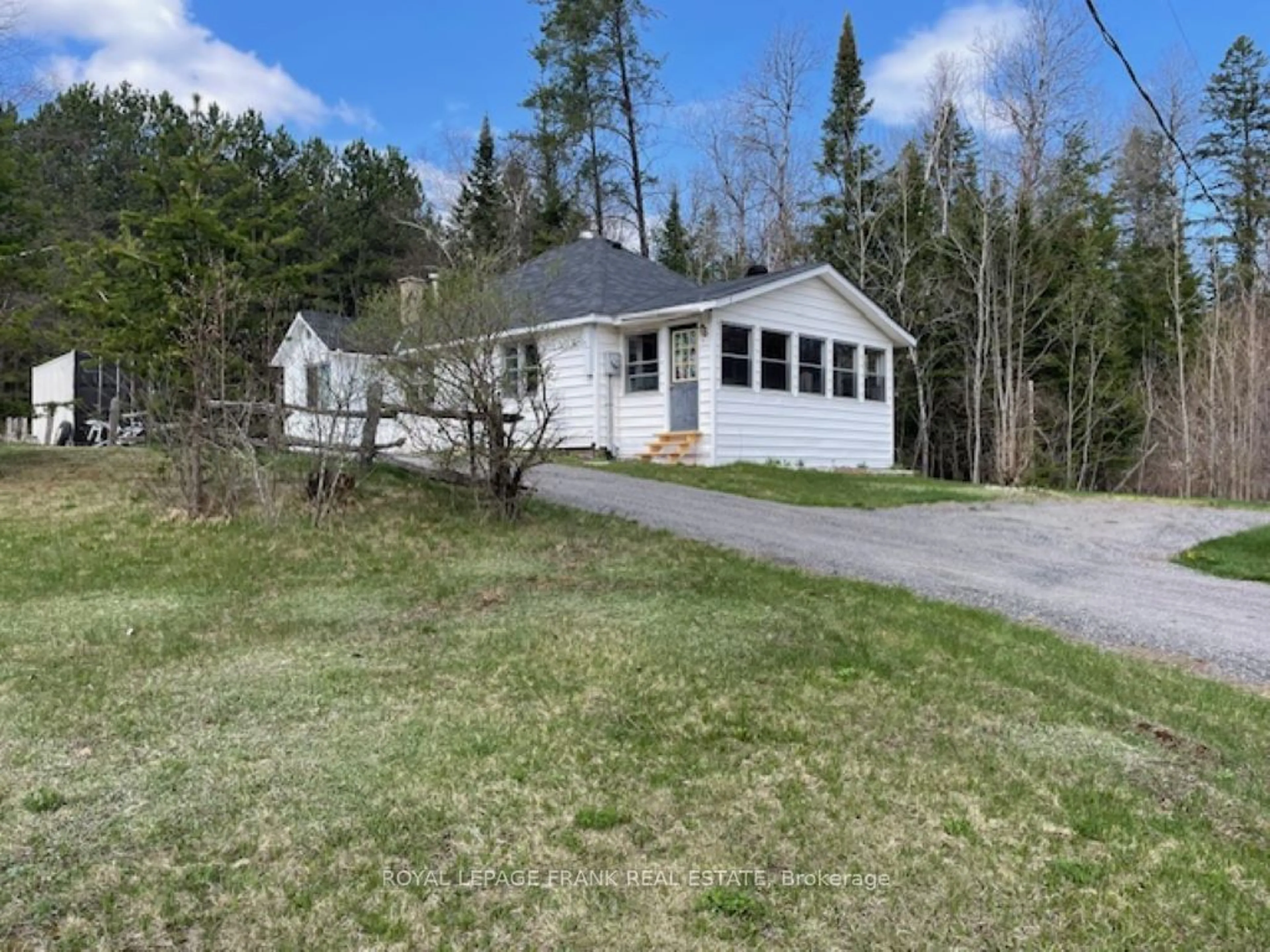 Cottage for 39 Boulter Lake Rd, Hastings Highlands Ontario K0L 2K0
