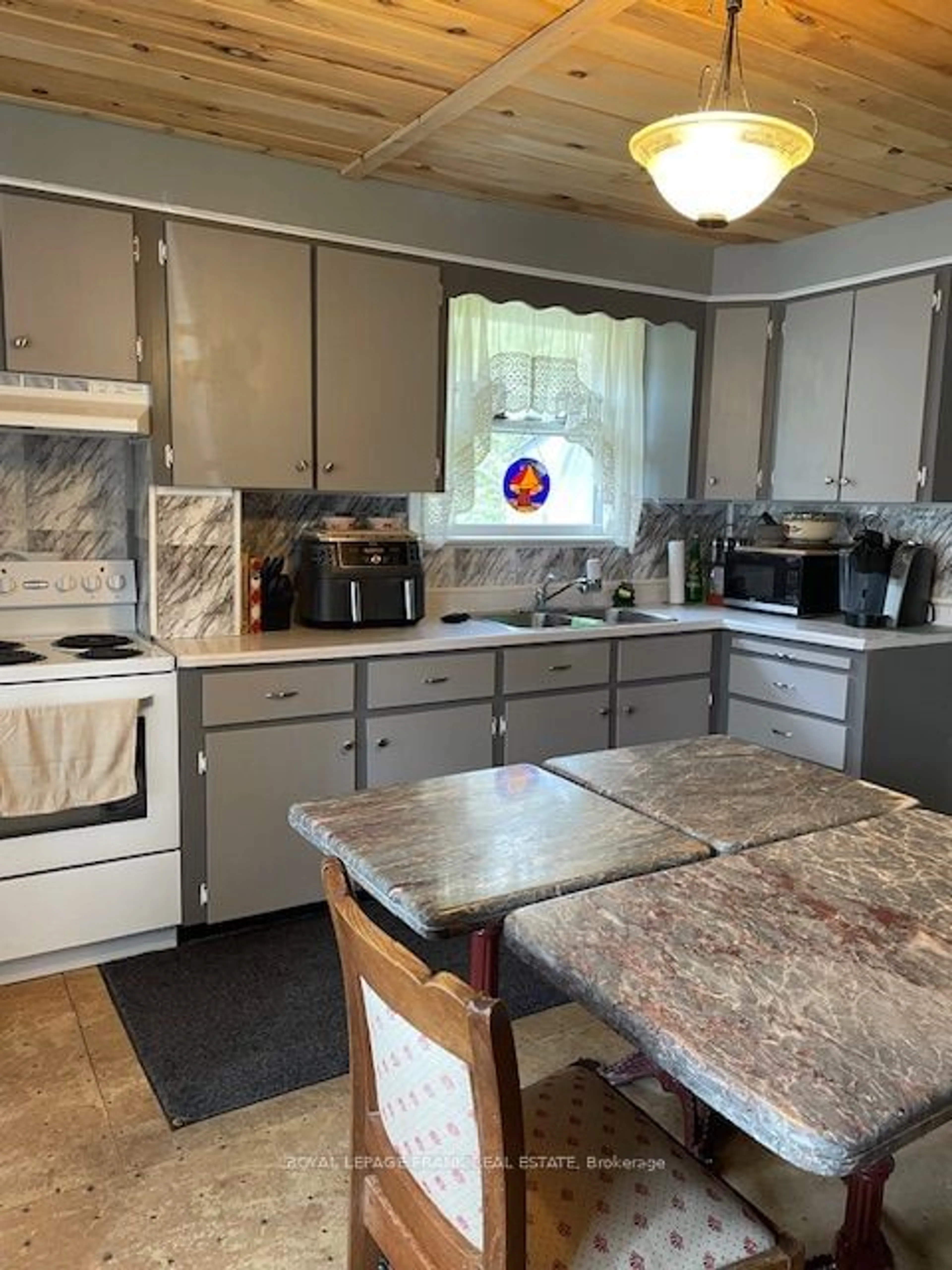 Kitchen, cottage for 39 Boulter Lake Rd, Hastings Highlands Ontario K0L 2K0