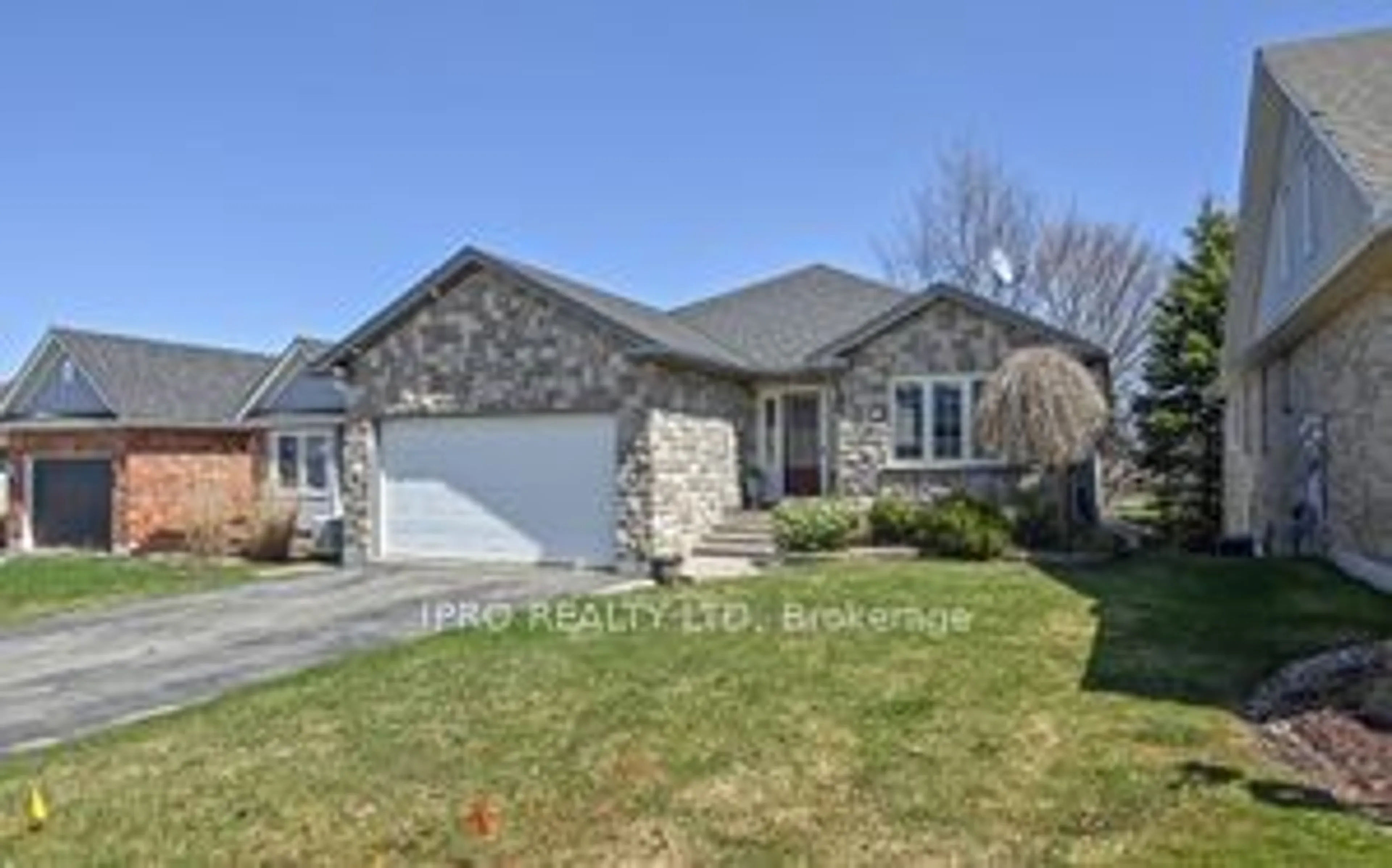 Frontside or backside of a home for 937 Greenwood Cres, Shelburne Ontario L0N 1S2