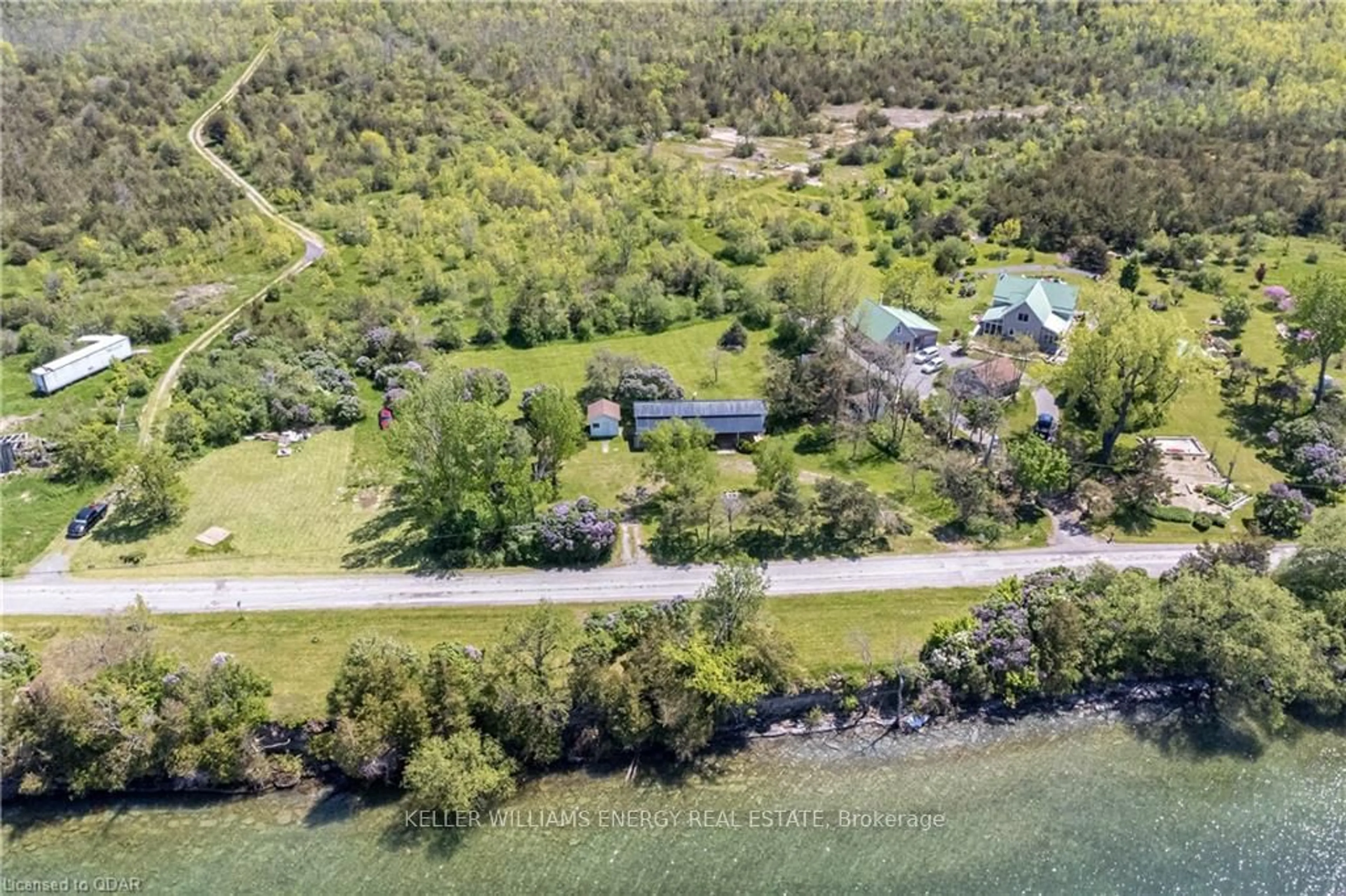 Cottage for 5062 Long Point Rd, Prince Edward County Ontario K0K 2T0