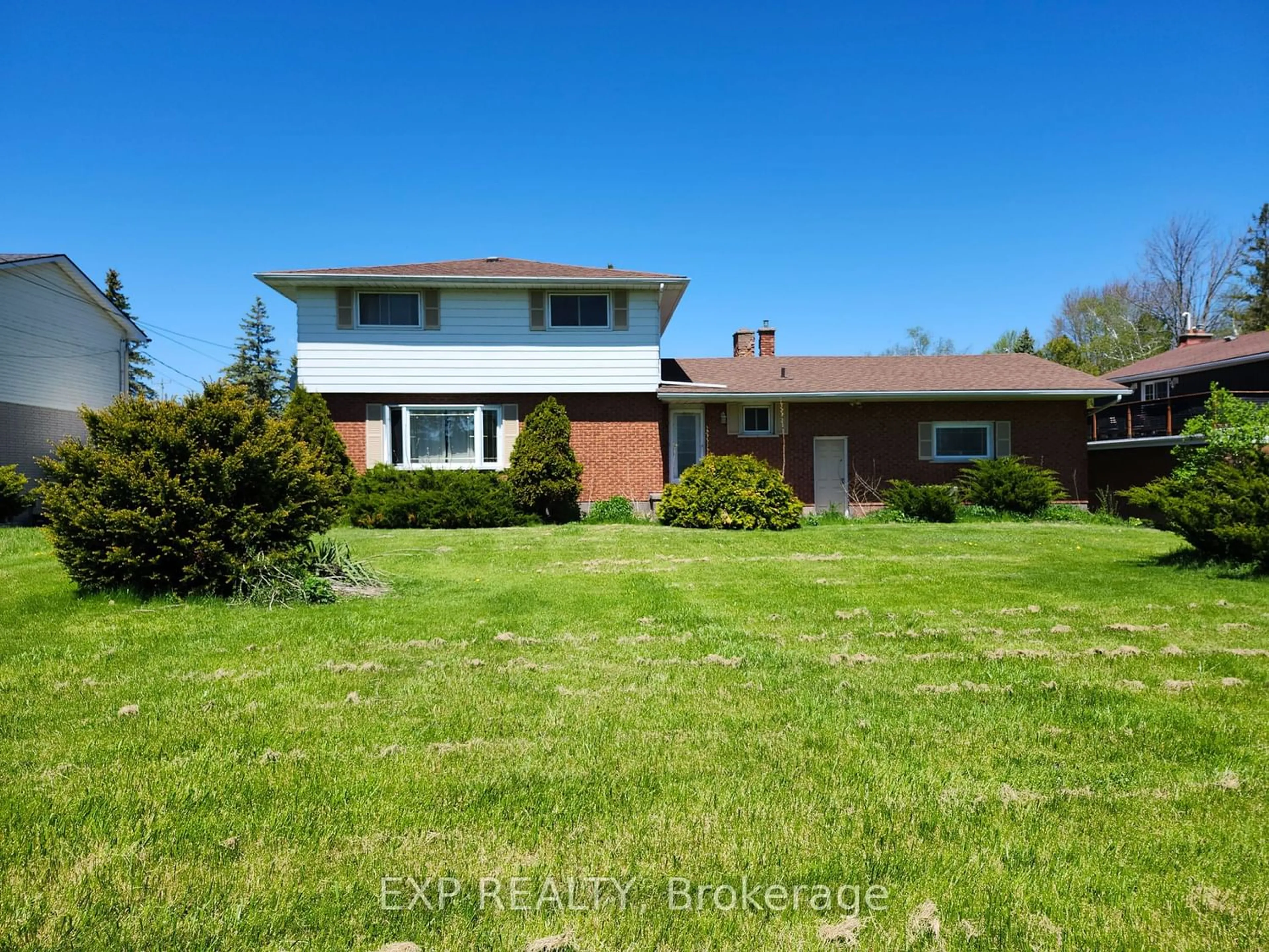 Frontside or backside of a home for 16 Country Club Dr, Belleville Ontario K8R 1A1