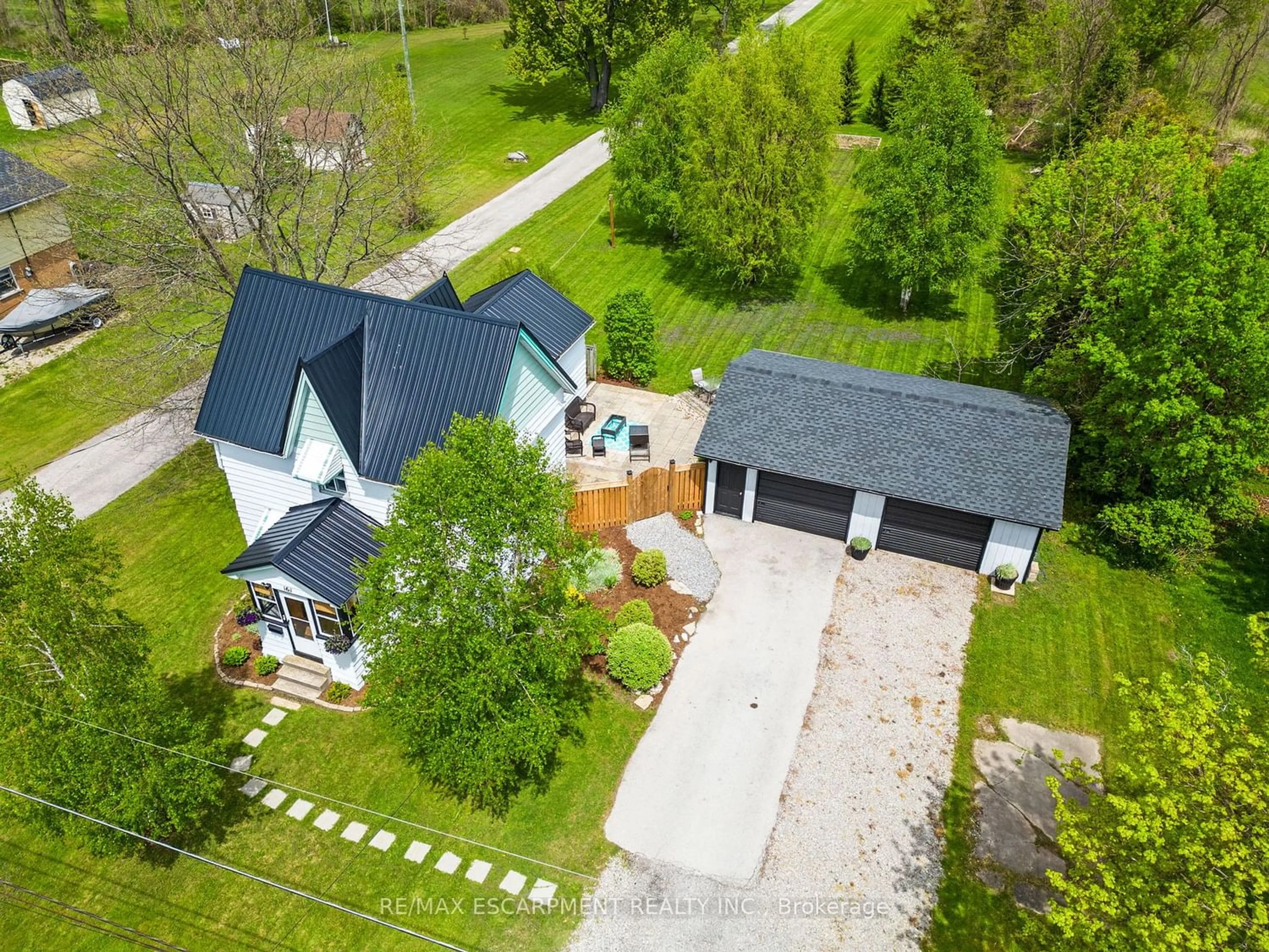 Frontside or backside of a home for 161 Concession Rd, Haldimand Ontario N1A 1K9