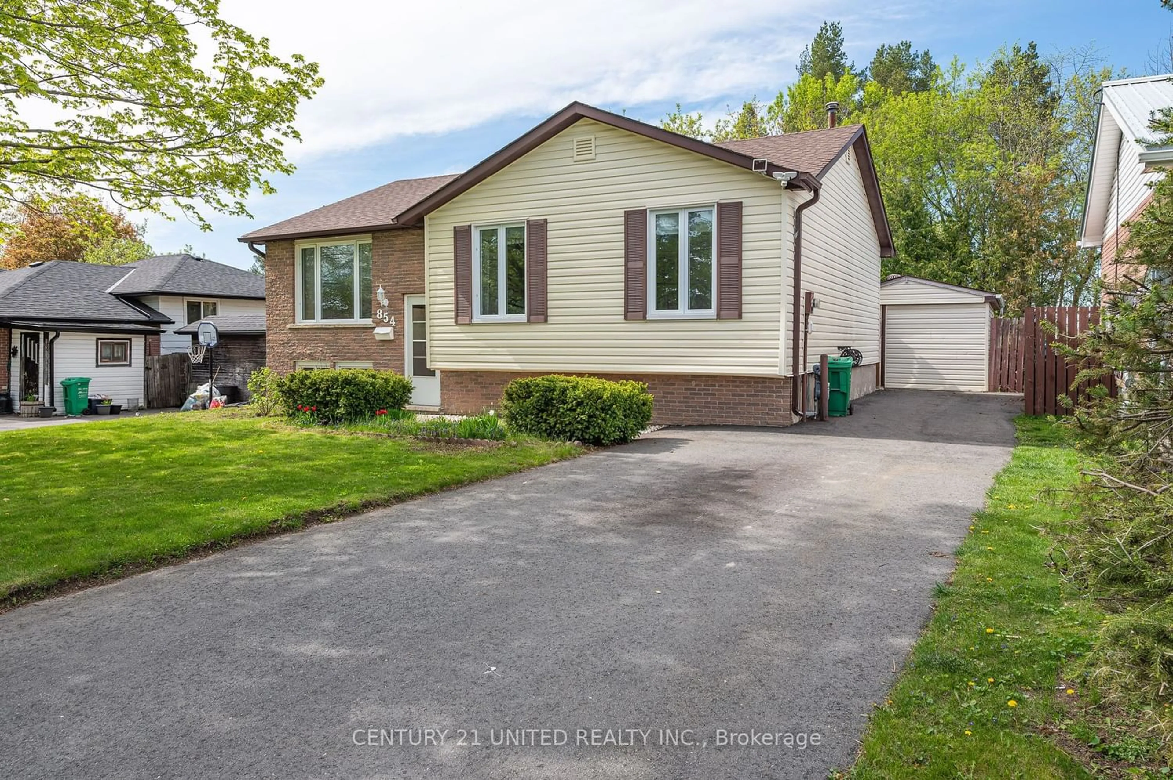Frontside or backside of a home for 854 Terrace Rd, Peterborough Ontario K9J 1J5