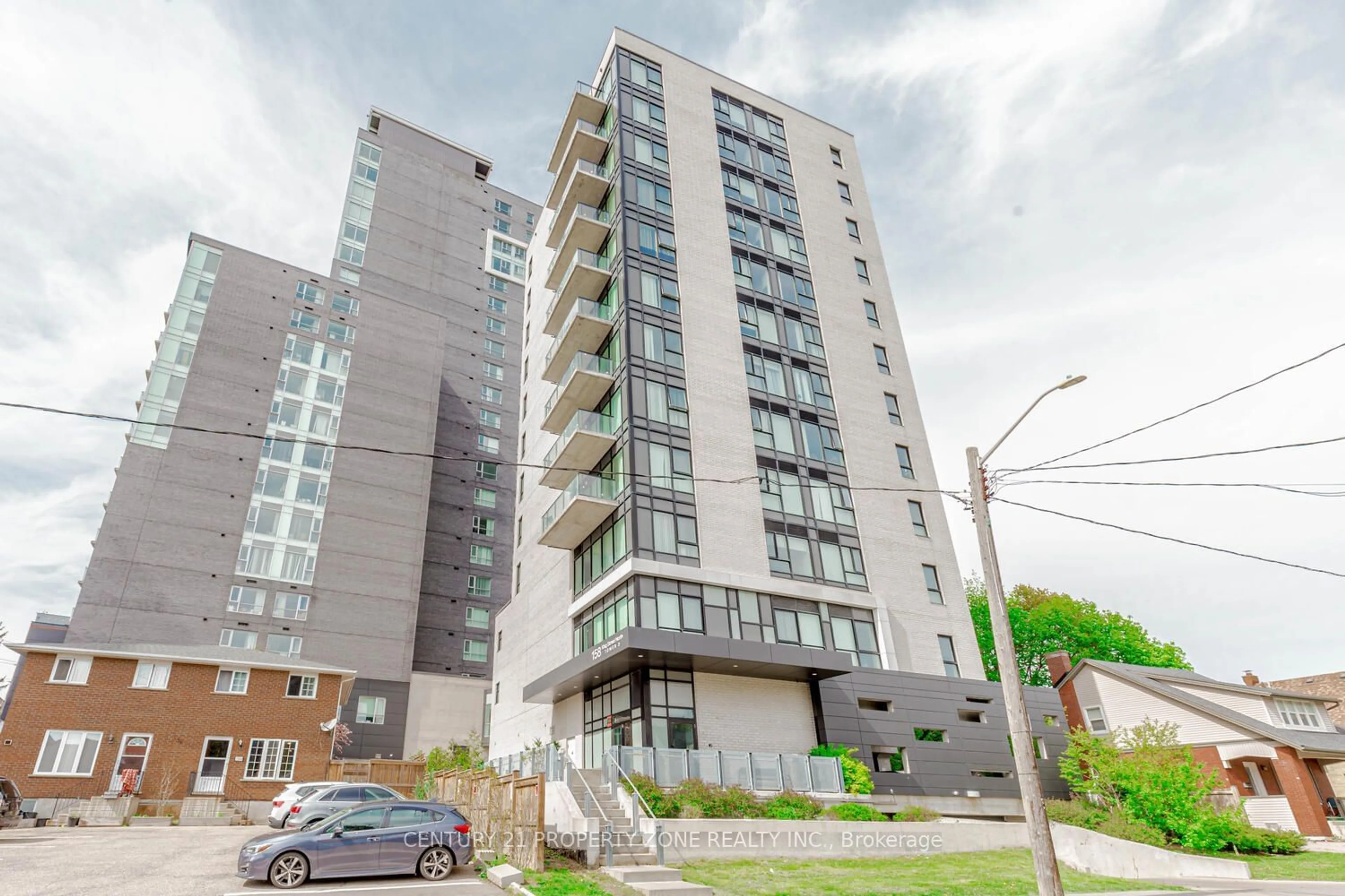 A pic from exterior of the house or condo for 160 King St #1204, Waterloo Ontario N2J 0E5