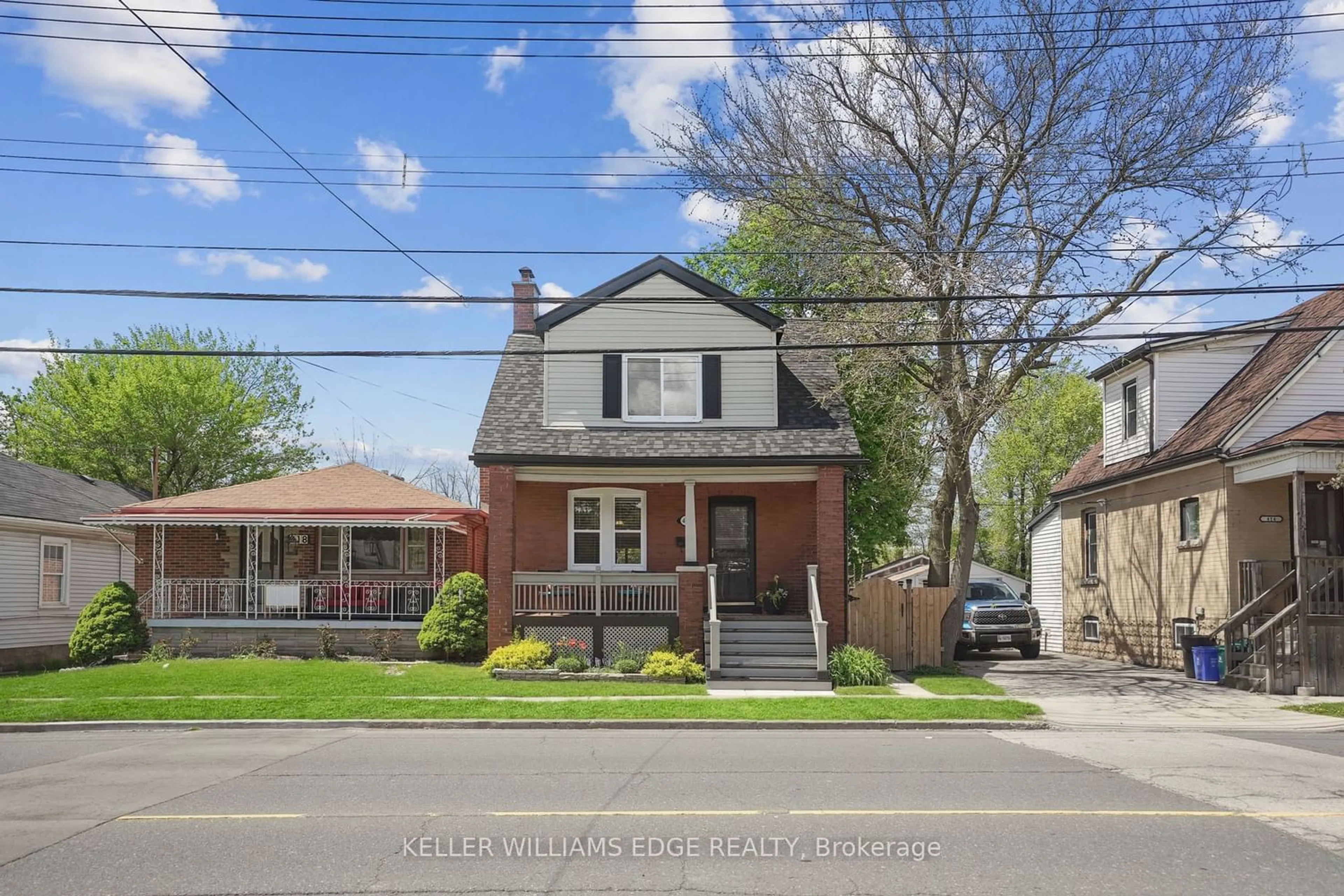 Frontside or backside of a home for 416 Upper Wentworth St, Hamilton Ontario L9A 4T5