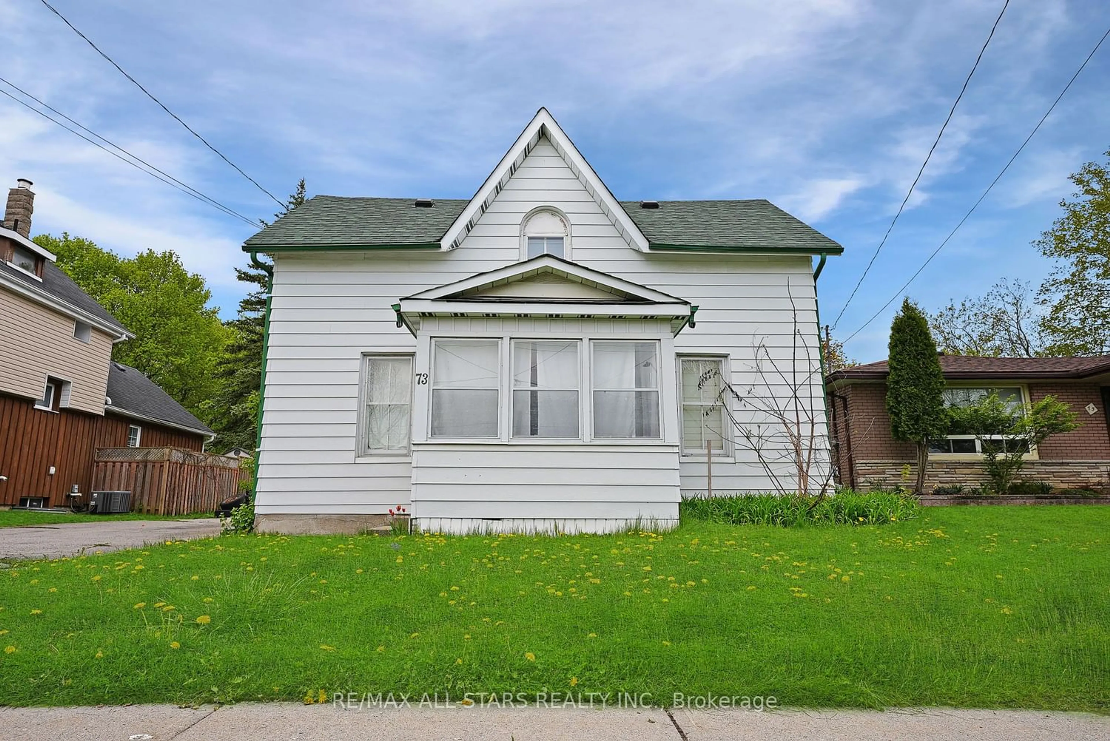 Frontside or backside of a home for 73 Victoria Ave, Kawartha Lakes Ontario K9V 4G8